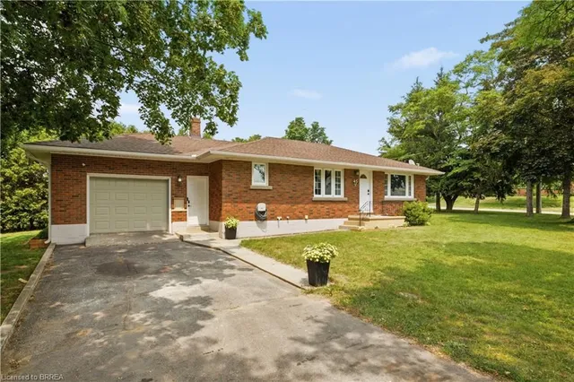45 Argyle Ave, Delhi 3