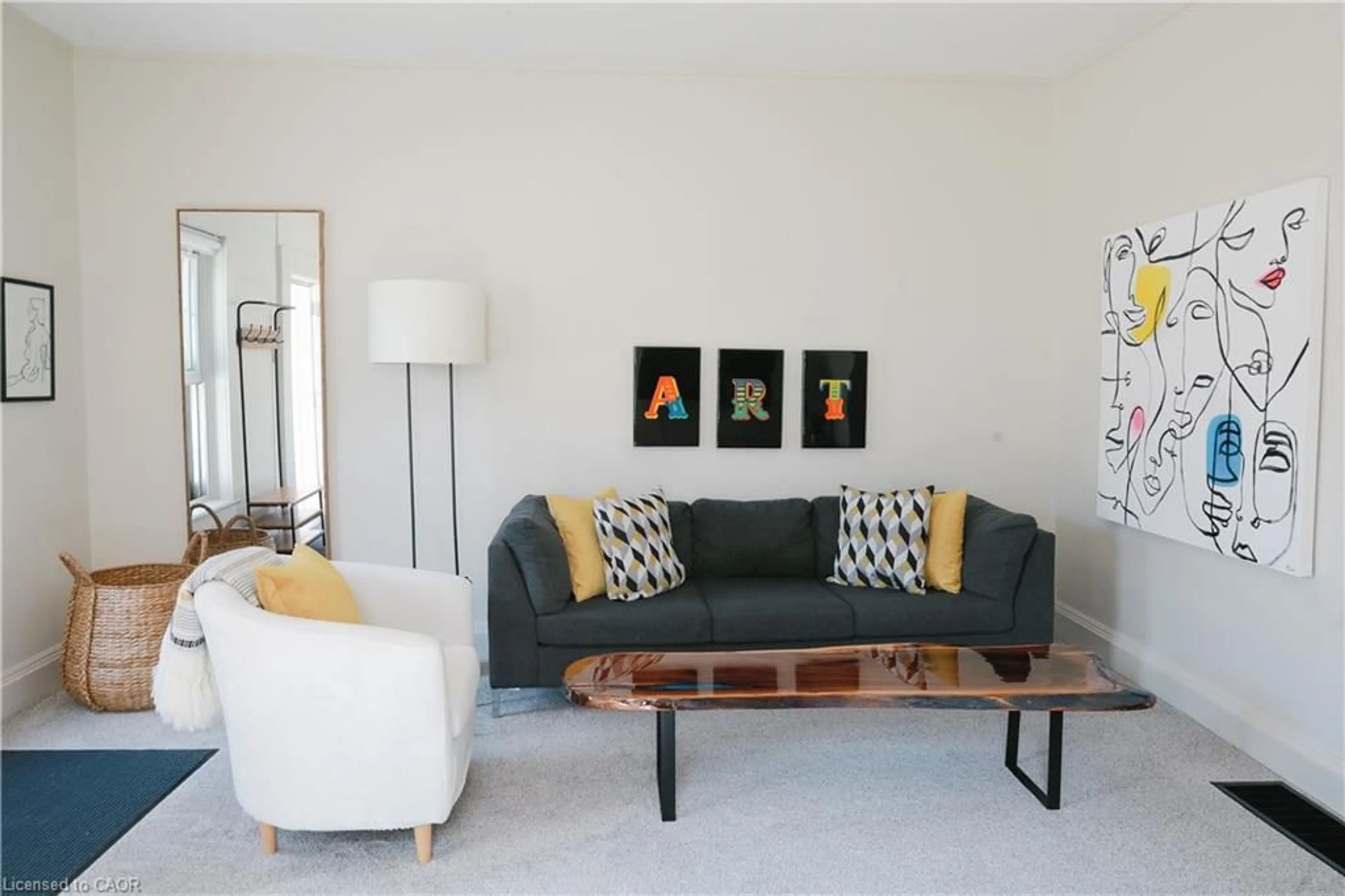 Living room with furniture, unknown for 285 Macnab St, Dundas Ontario L9H 2K5
