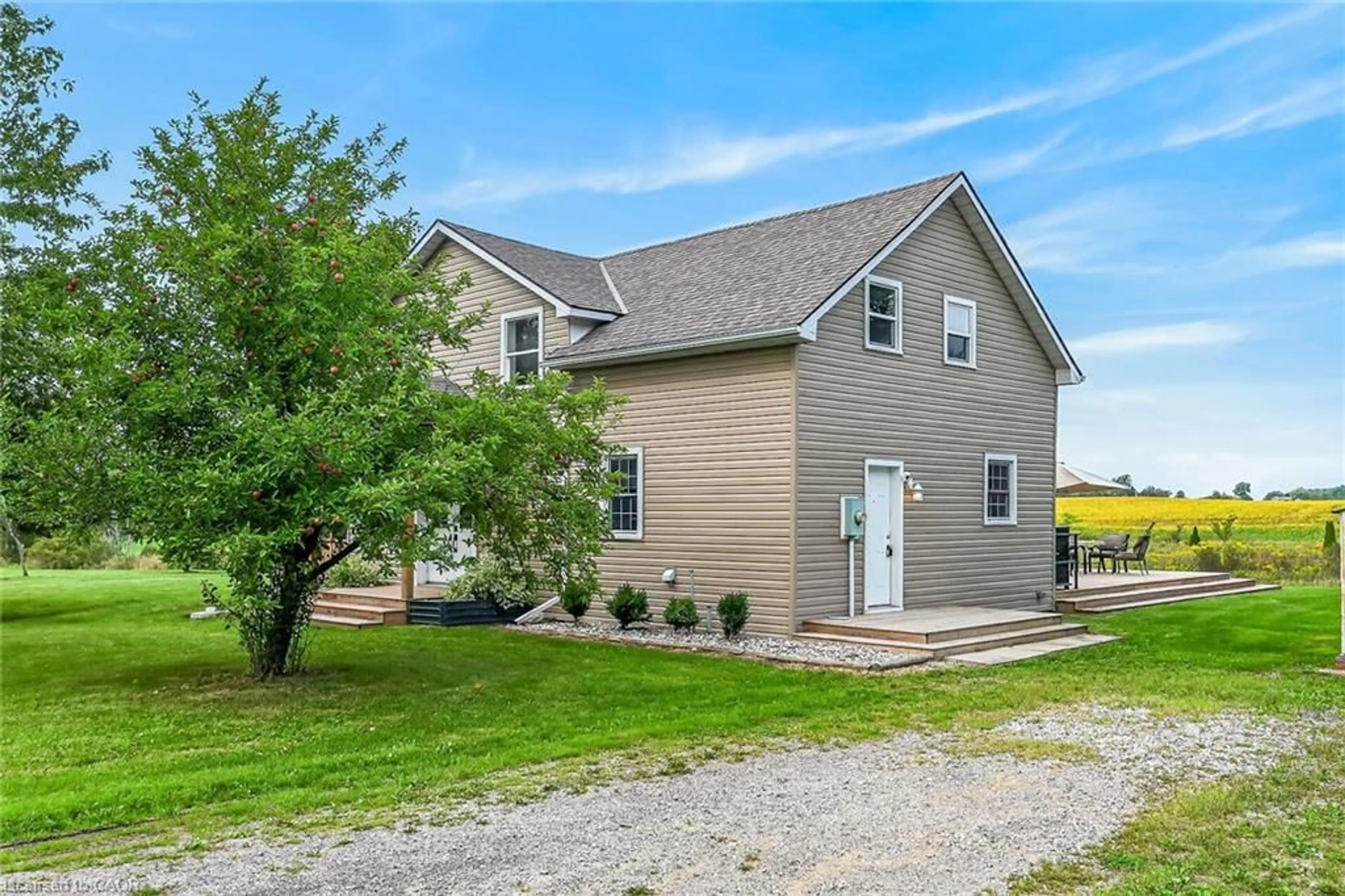 Home with vinyl exterior material, unknown for 1093 Concession 2 Walpole Rd, Selkirk Ontario N0A 1P0
