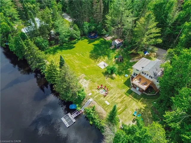 11 Side Rd, Kinmount 5