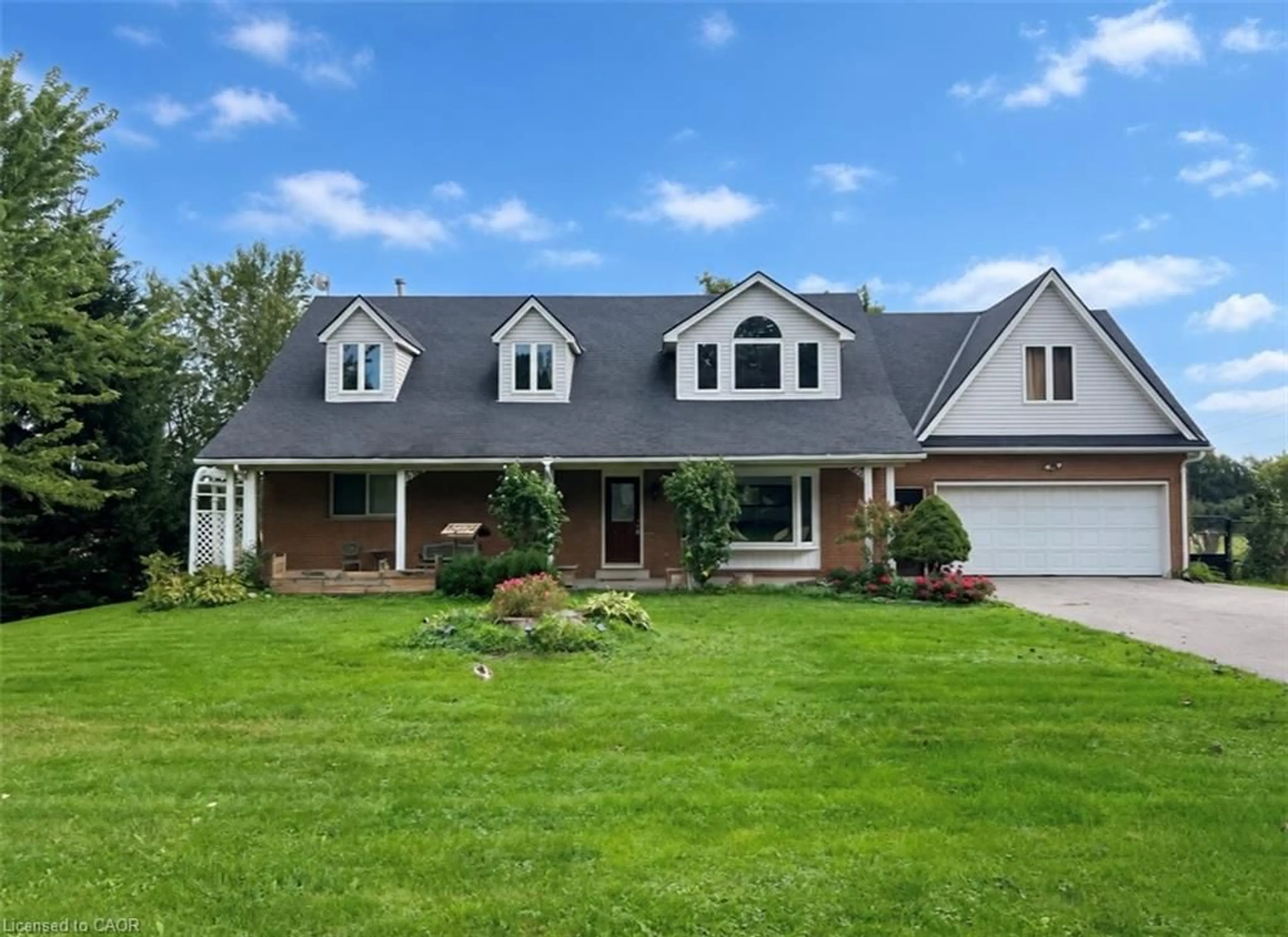 Home with vinyl exterior material, unknown for 1652 Old Highway 24, Waterford Ontario N0E 1Y0
