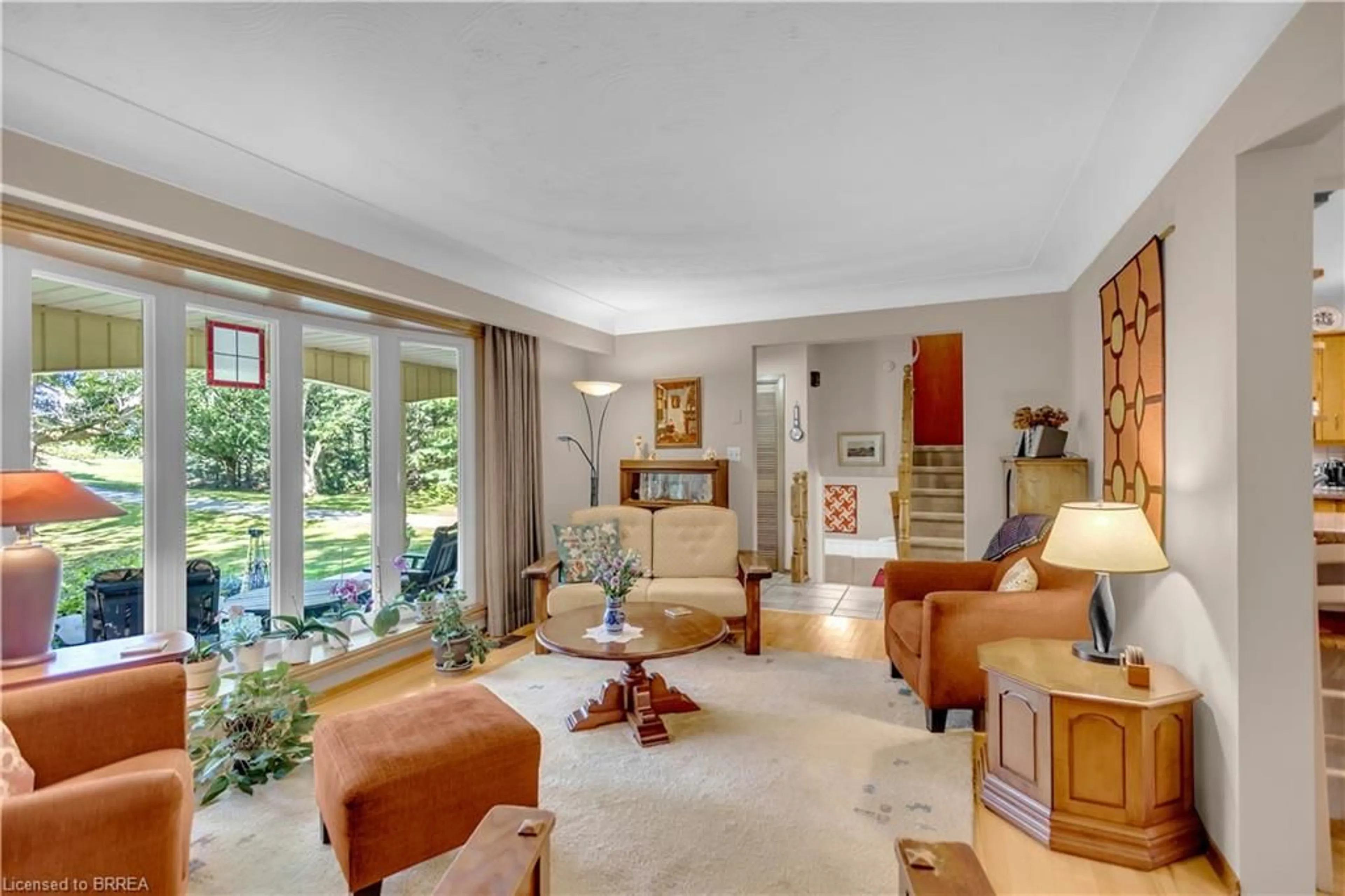 Living room with furniture, unknown for 398 Bishopgate Rd, Brantford Ontario N3T 5L7