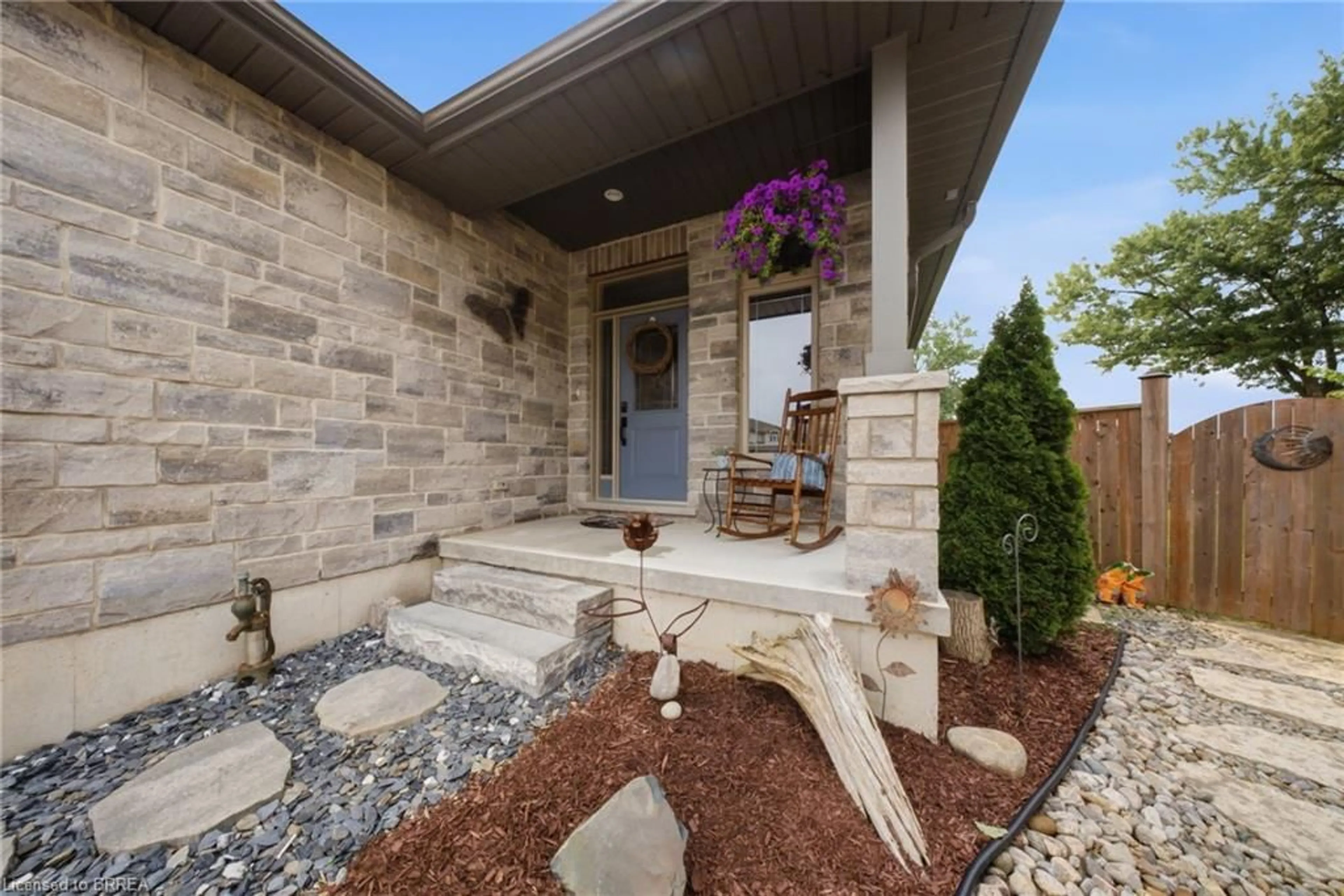 Unknown for 14 Ridgewood Crt, Woodstock Ontario N4T 0E5