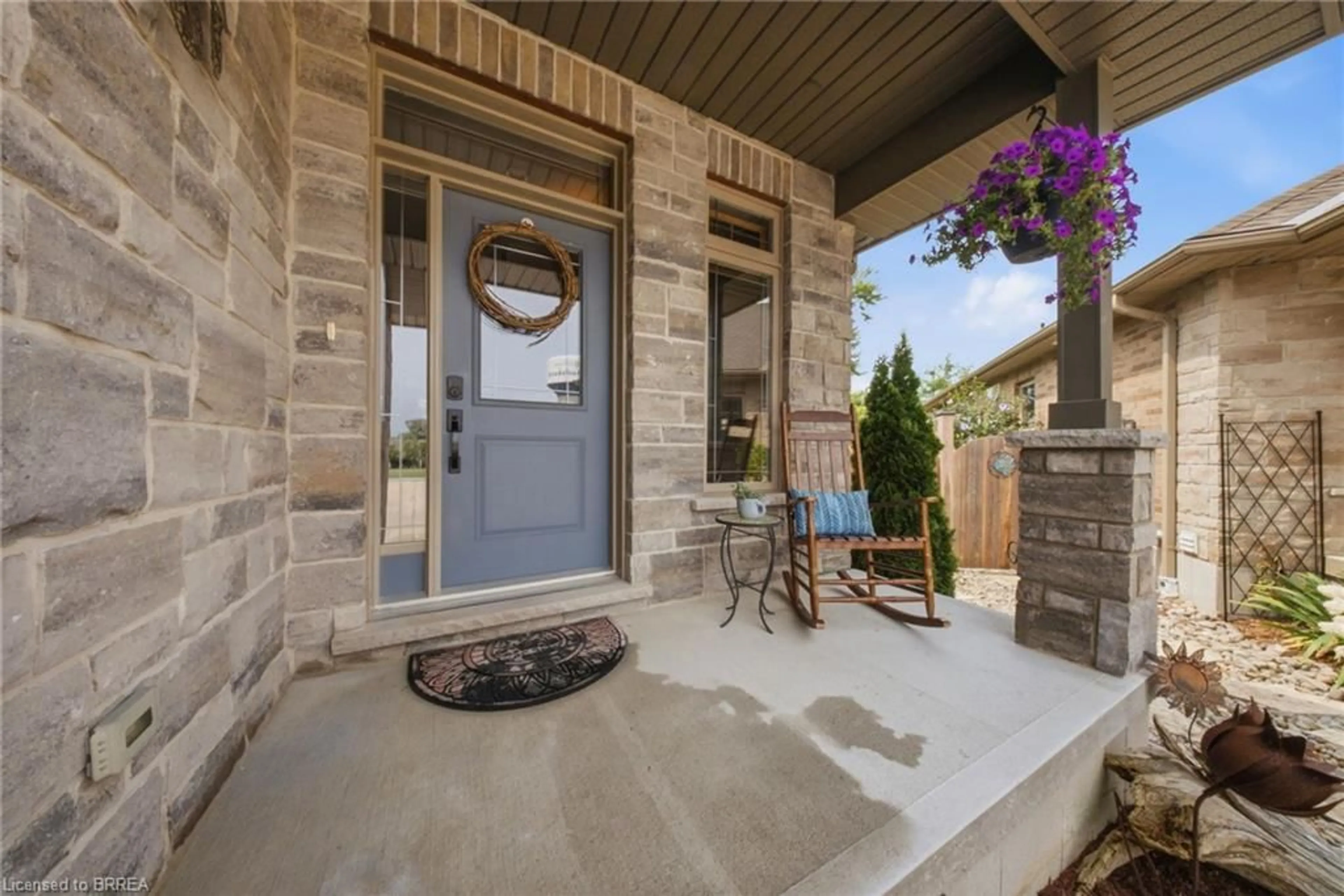 Indoor entryway for 14 Ridgewood Crt, Woodstock Ontario N4T 0E5