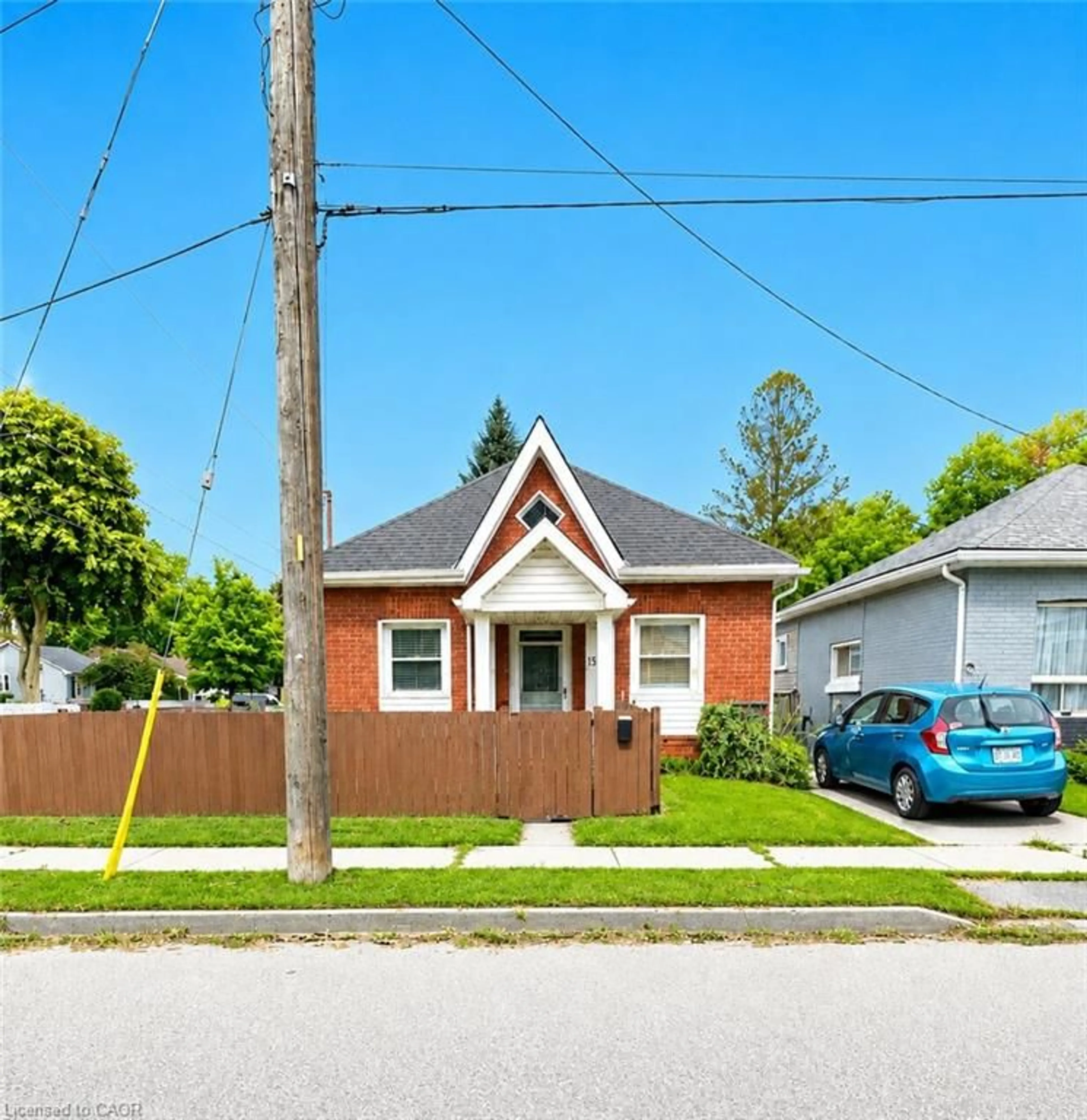 Home with brick exterior material, street for 15 Esther St, Brantford Ontario N3S 6K3