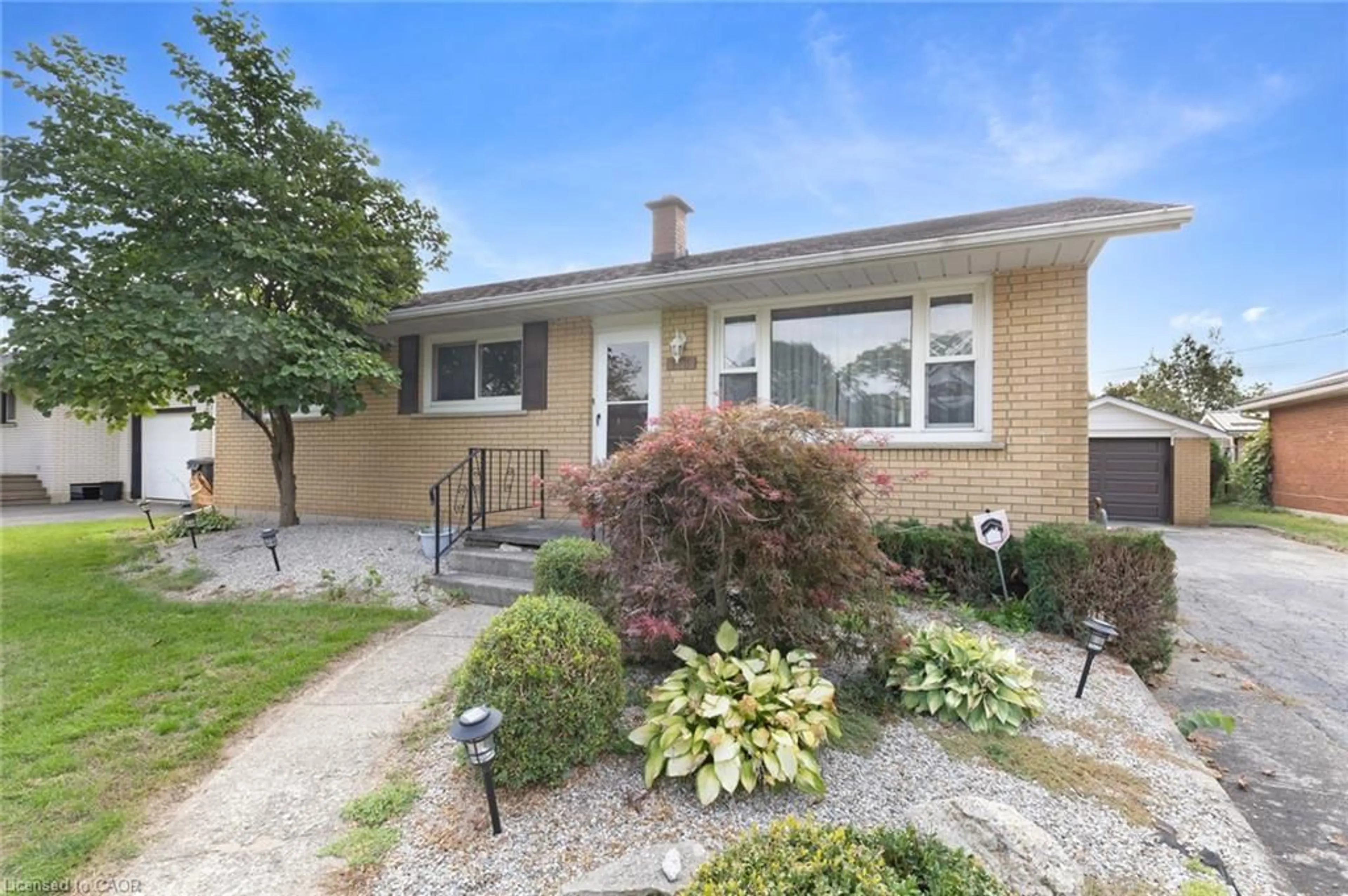Home with brick exterior material, street for 128 First Ave, Delhi Ontario N4B 1G3