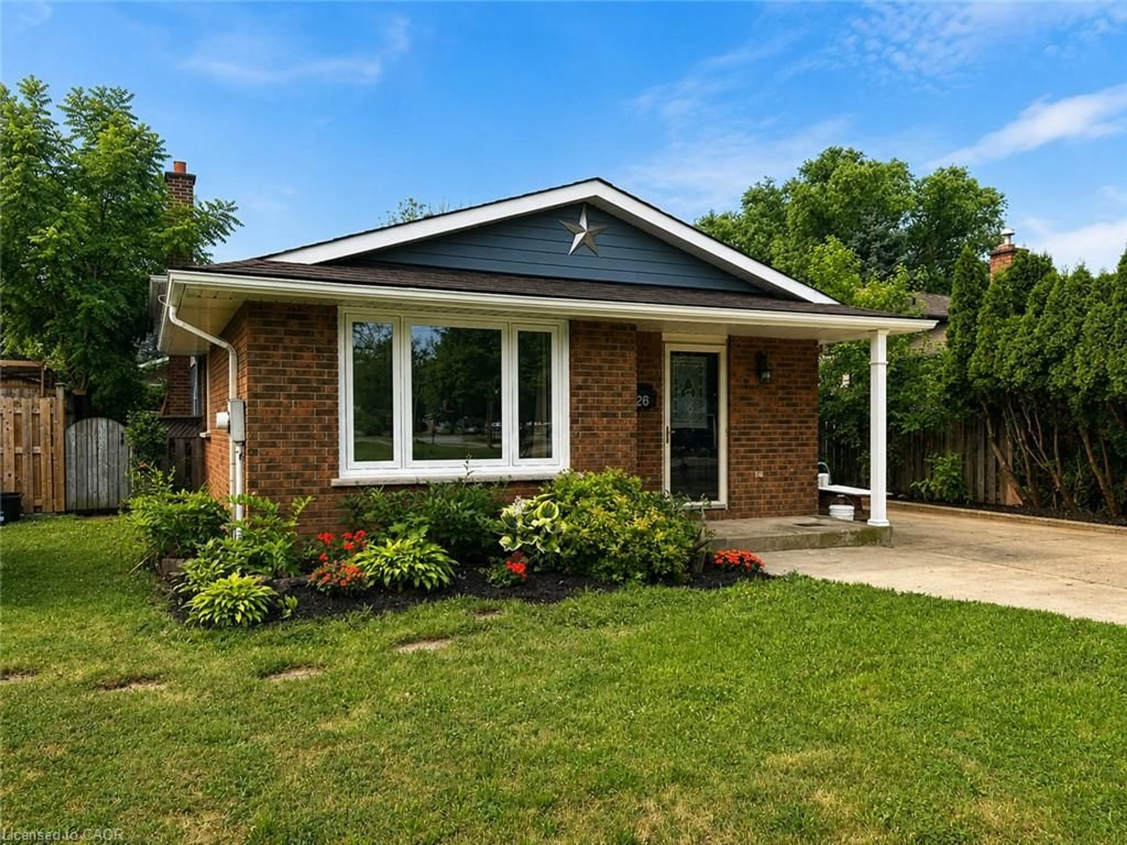 Home with brick exterior material, street for 26 Friars Crt, St. Catharines Ontario L2N 6B5