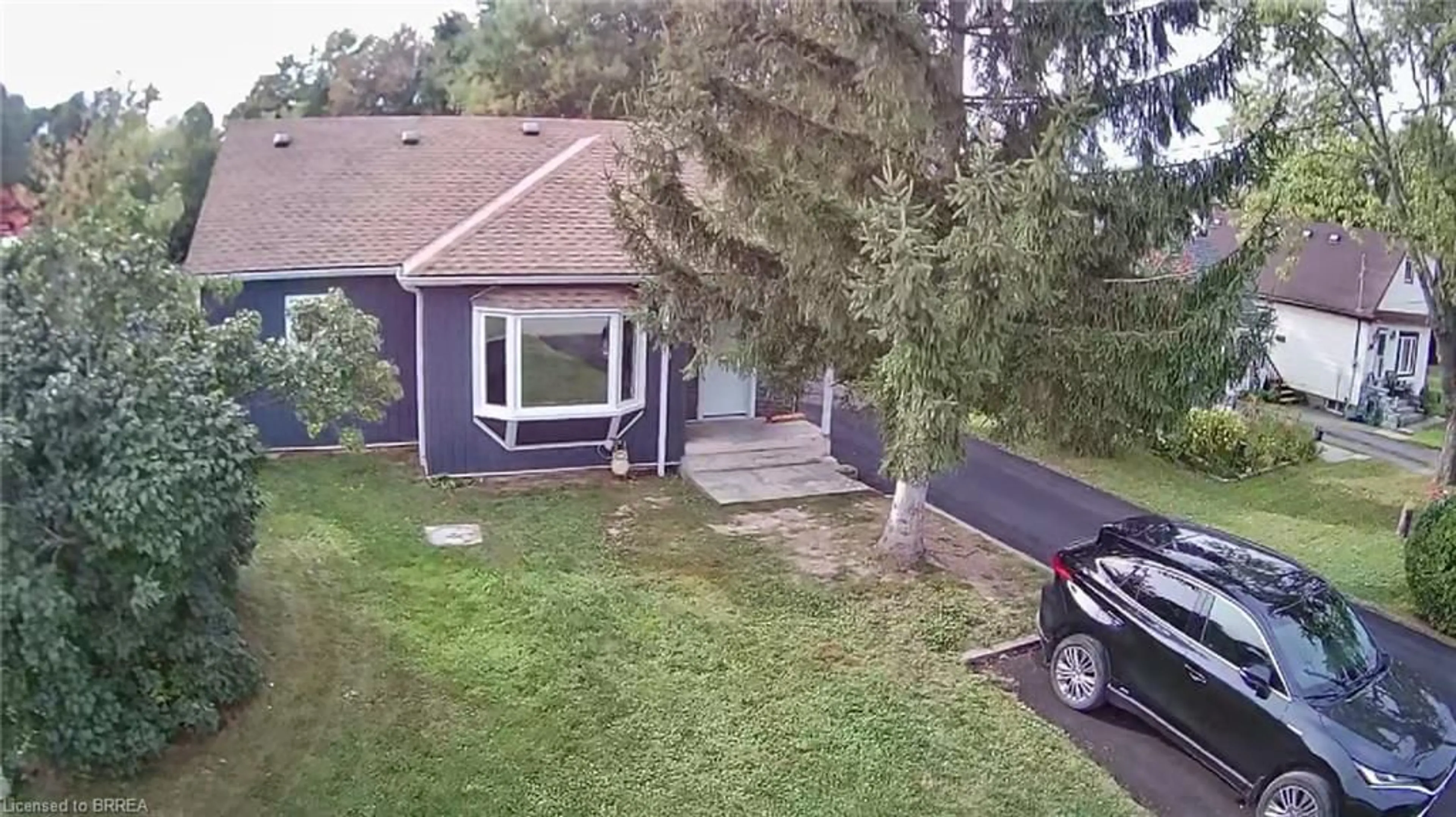 A pic from outside/outdoor area/front of a property/back of a property/a pic from drone, street for 9125 Sodom Rd, Niagara Falls Ontario L2E 6S6