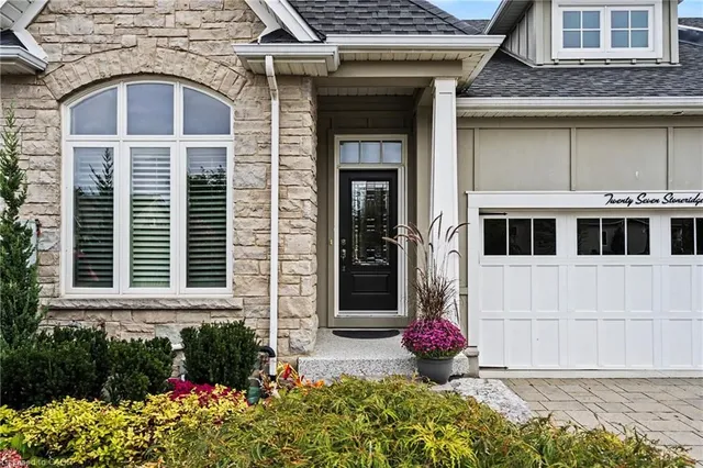 27 Stoneridge Cres, Niagara-on-the-Lake 2