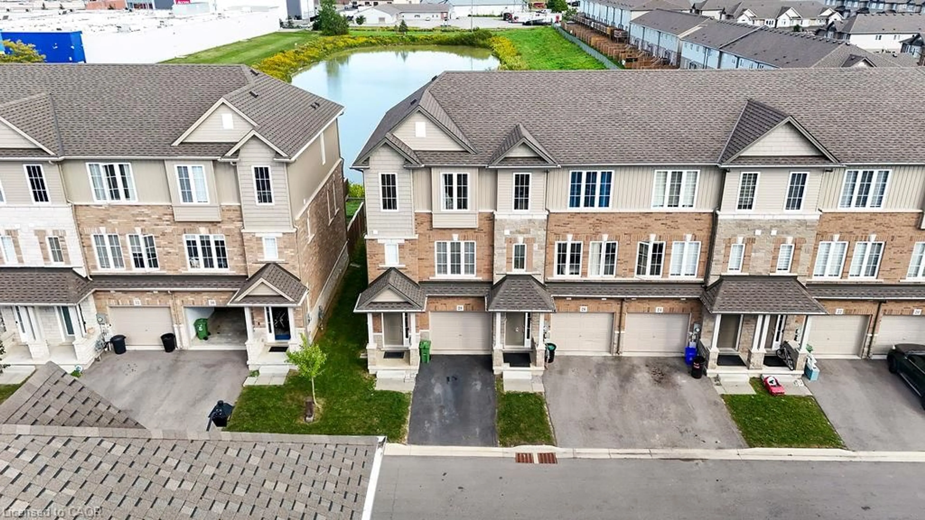 A pic from outside/outdoor area/front of a property/back of a property/a pic from drone, street for 28 Canary Grass Blvd, Hannon Ontario L0R 1P0