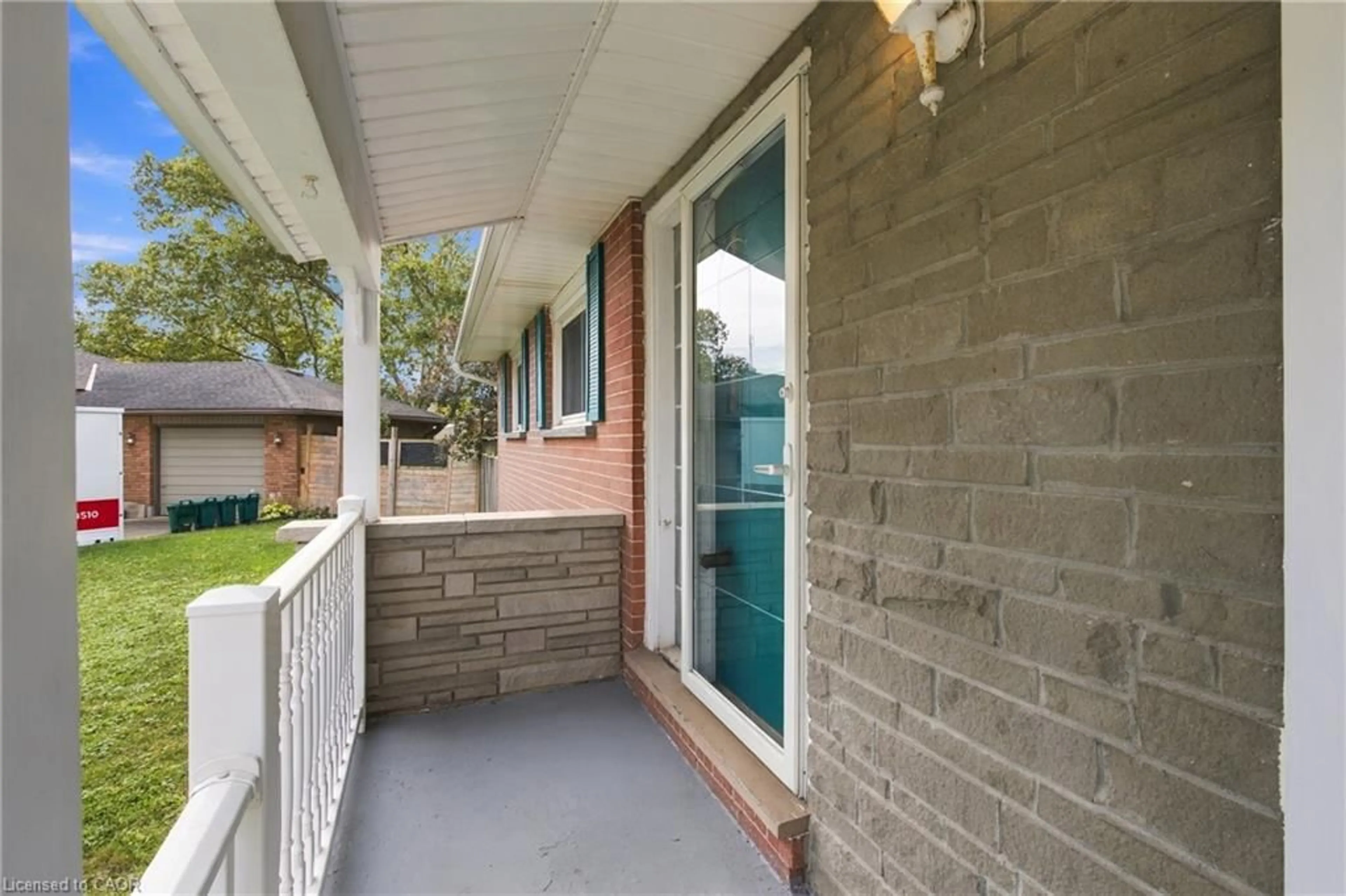 Home with brick exterior material, street for 6 Glengrove Cir, St. Catharines Ontario L2T 2Y9