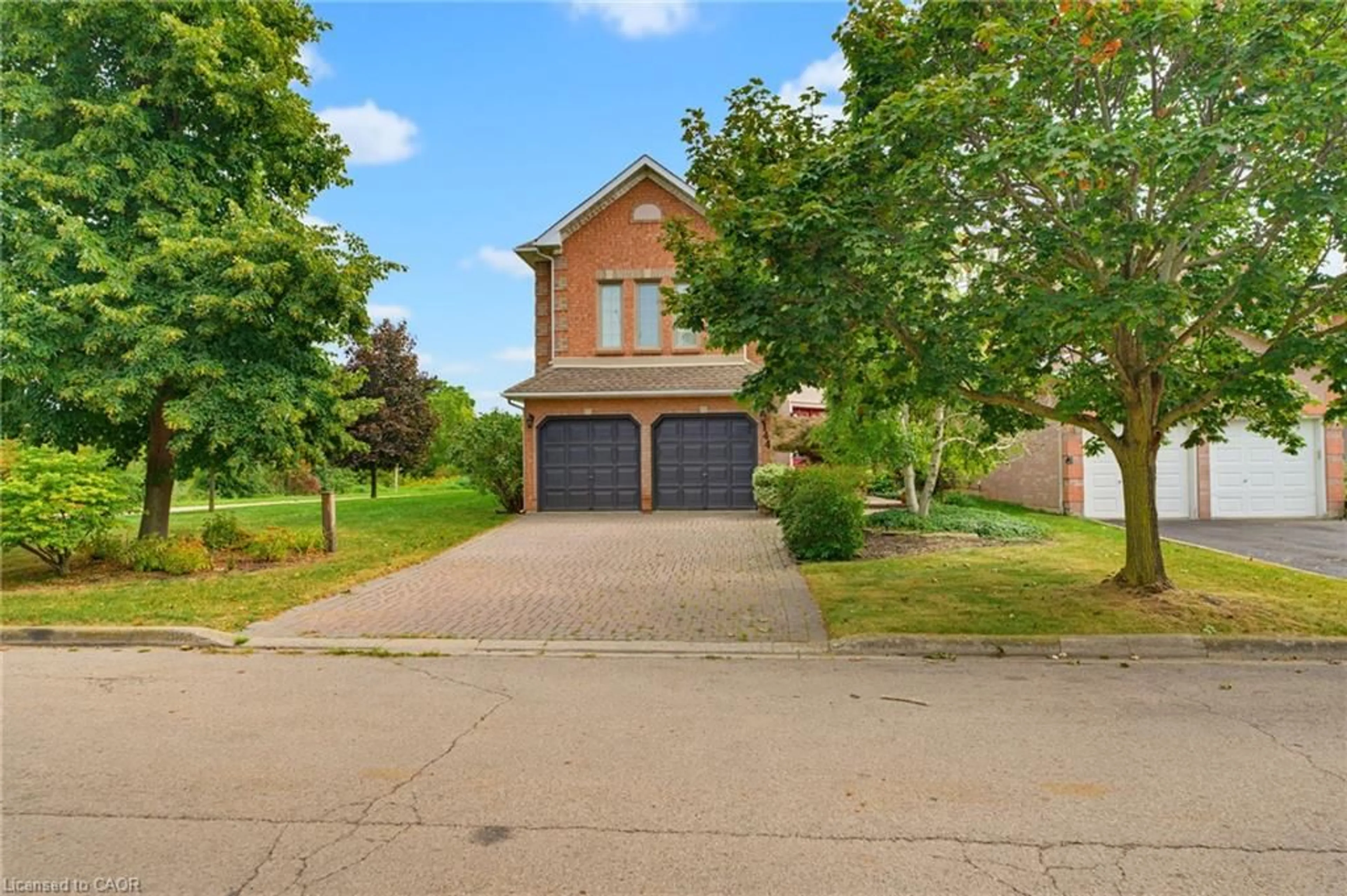 Home with brick exterior material, street for 144 Cove Cres, Stoney Creek Ontario L8E 5A2
