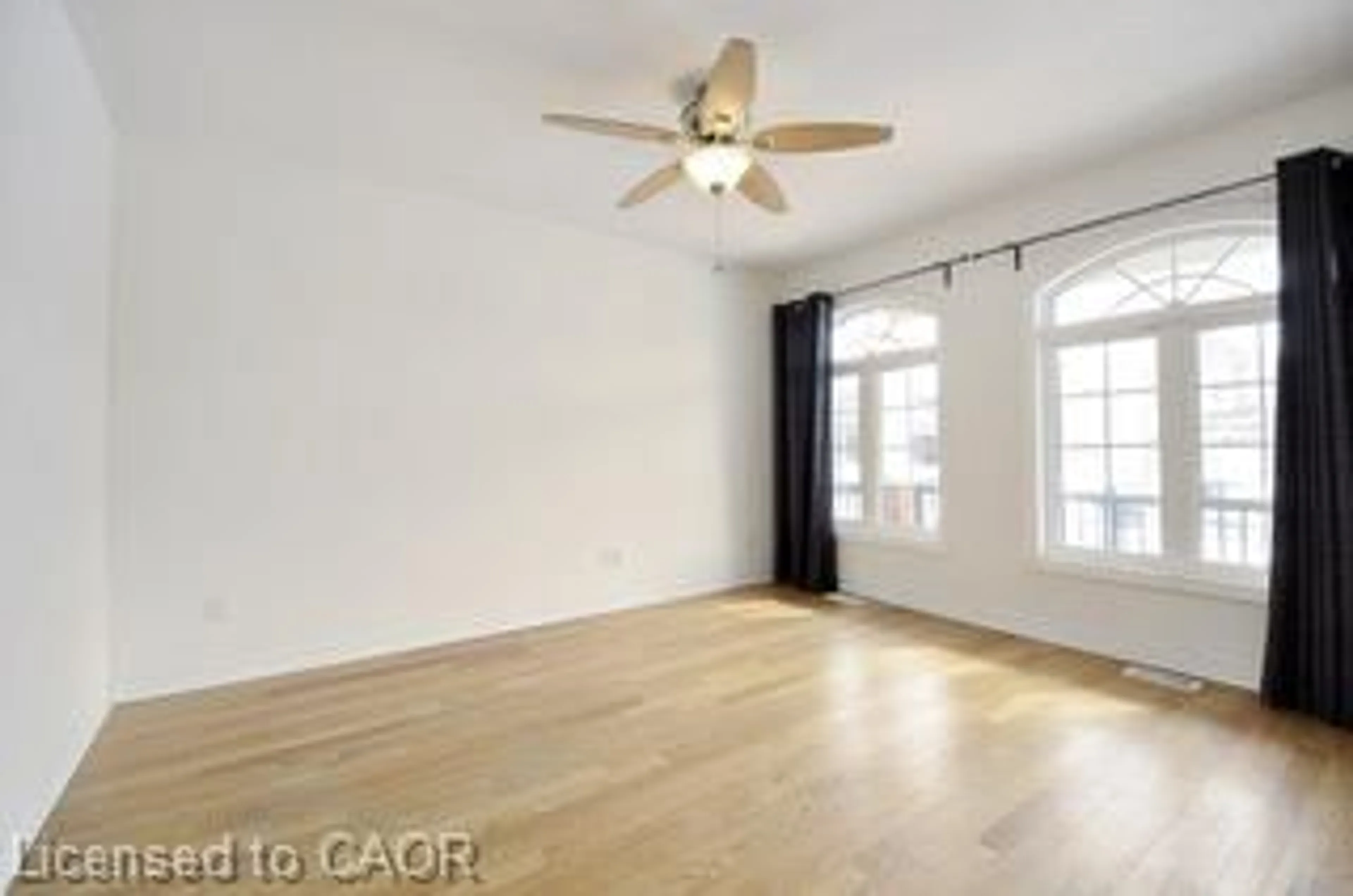 A pic of a room for 955 Adams Ave, Listowel Ontario N4W 0E6