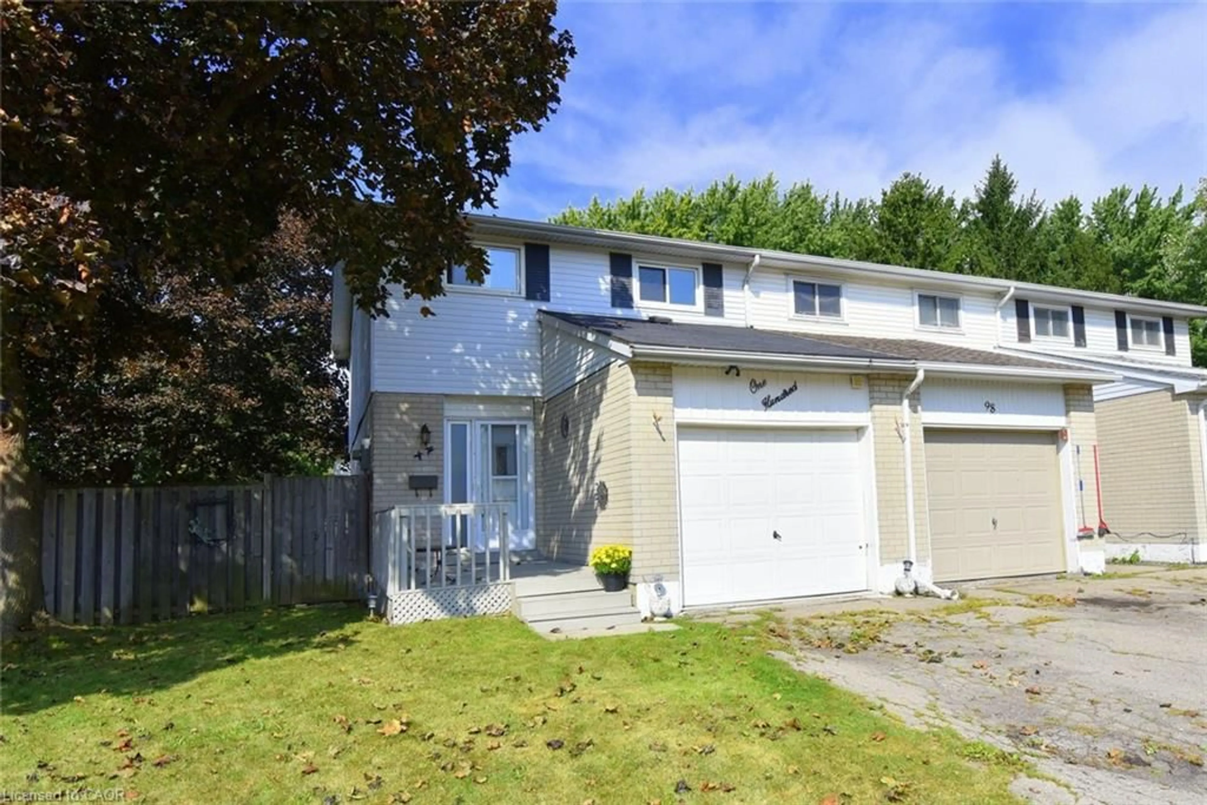 Unknown for 100 Golden Orchard Dr, Hamilton Ontario L9C 6J5