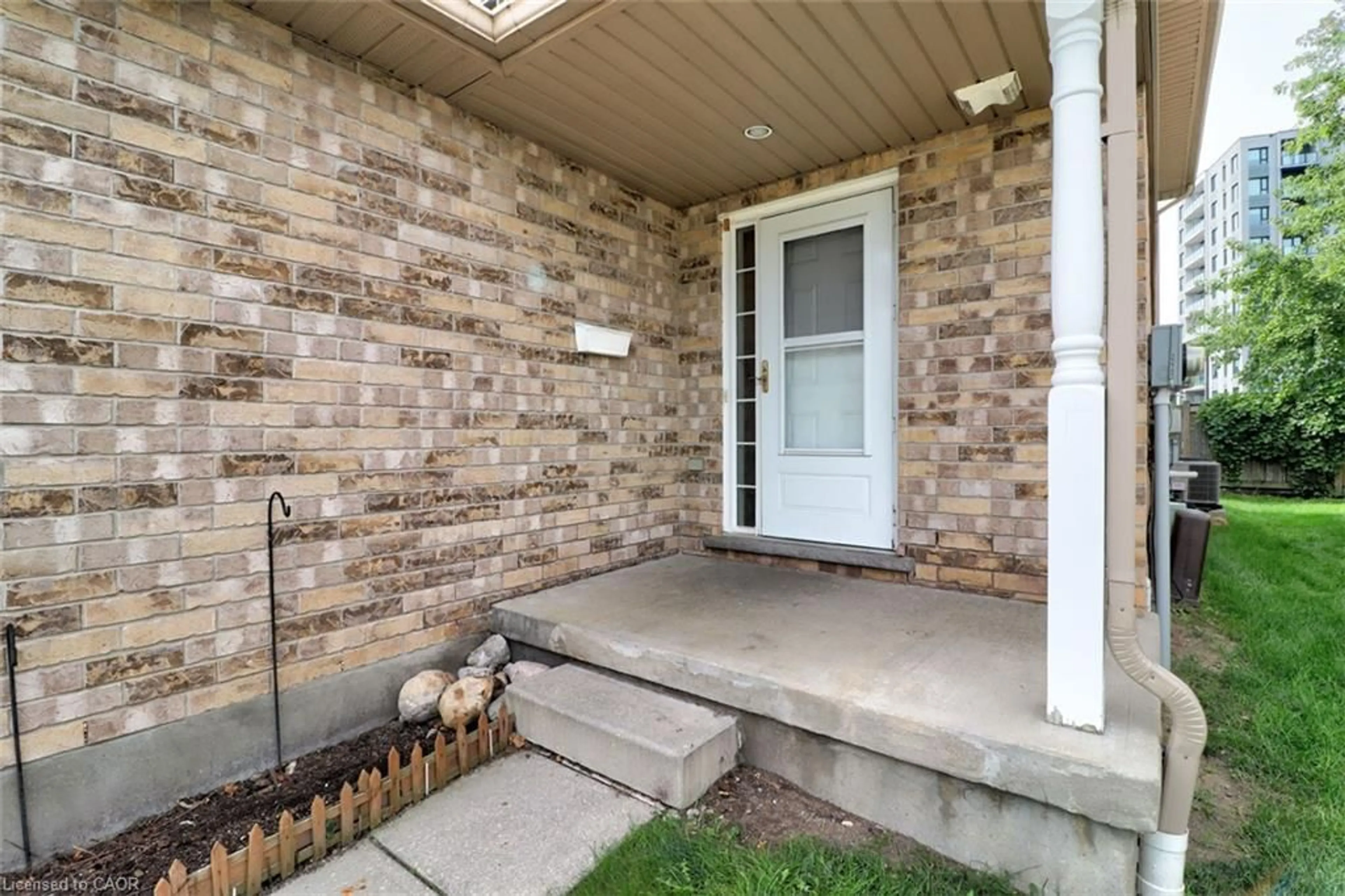 Unknown for 10 Fallowfield Dr #11, Kitchener Ontario N2C 0A4