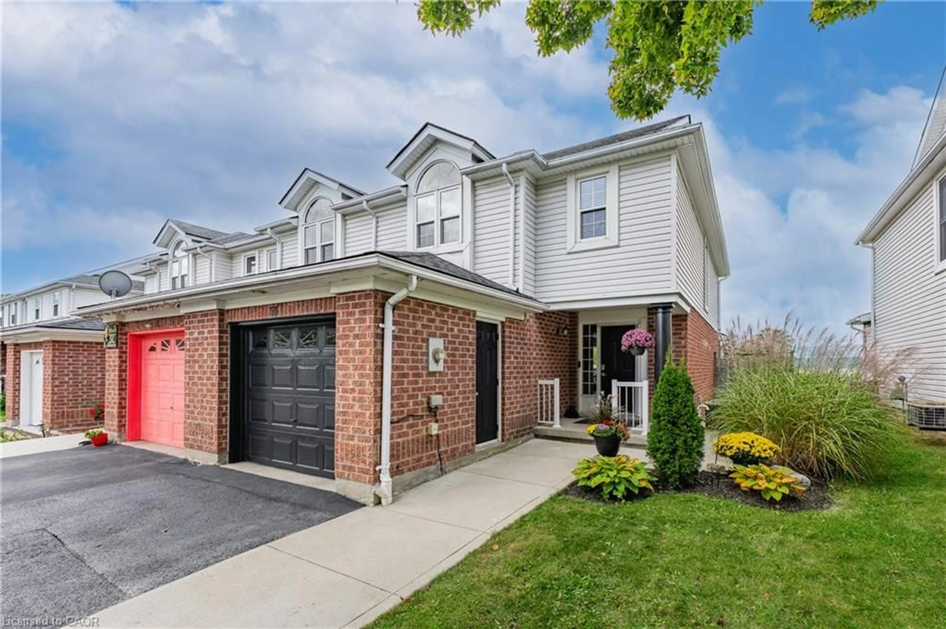 Home with brick exterior material, street for 50 Calvin Crt, Cambridge Ontario N3C 4J5