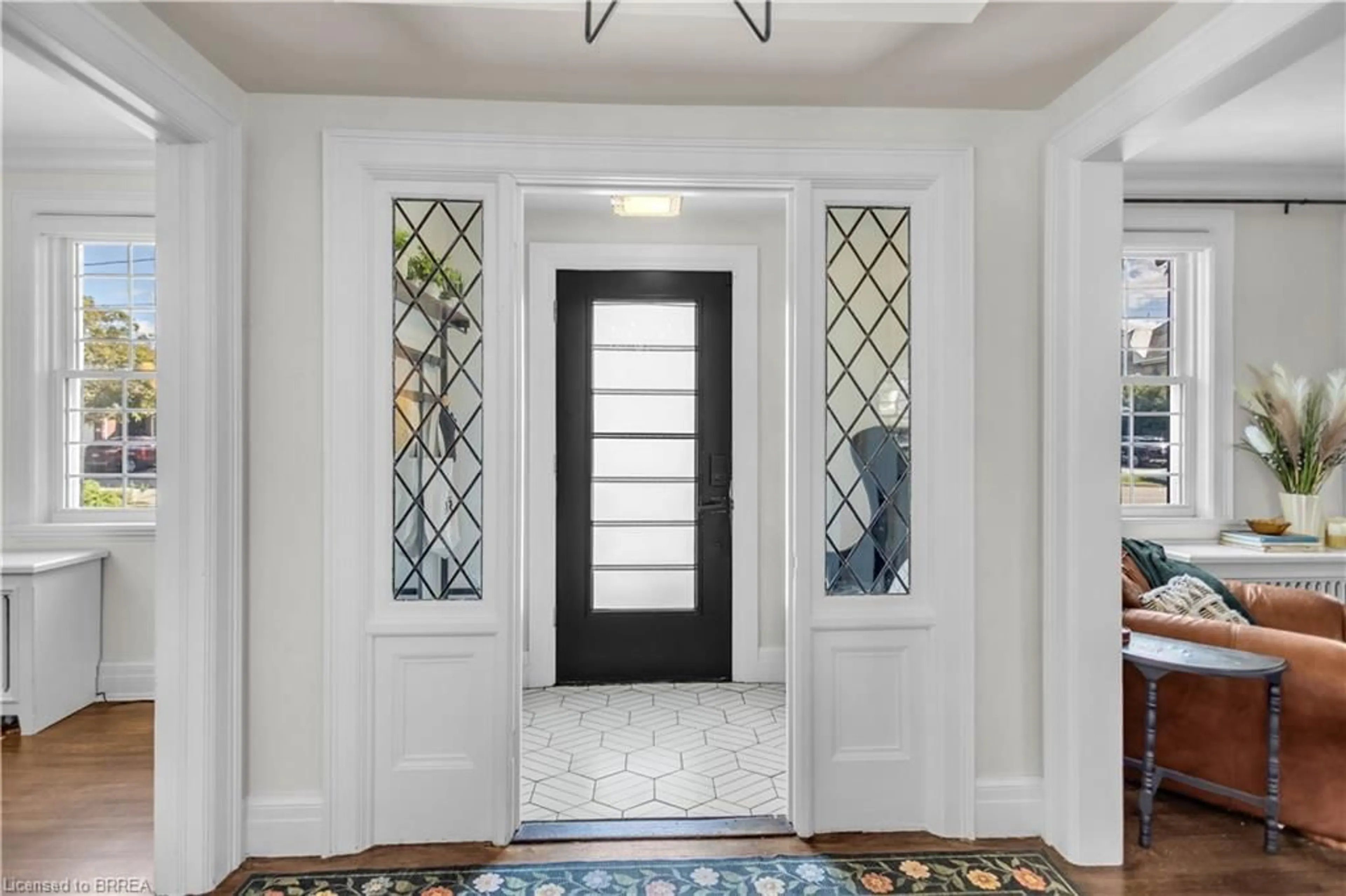 Indoor entryway for 11 Hawarden Ave, Brantford Ontario N3T 4H2