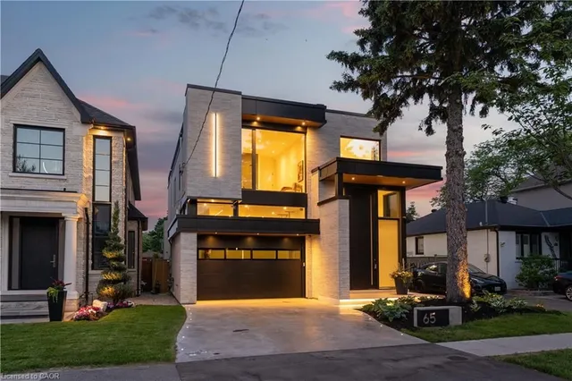 65 Edgecroft Rd, Etobicoke 2