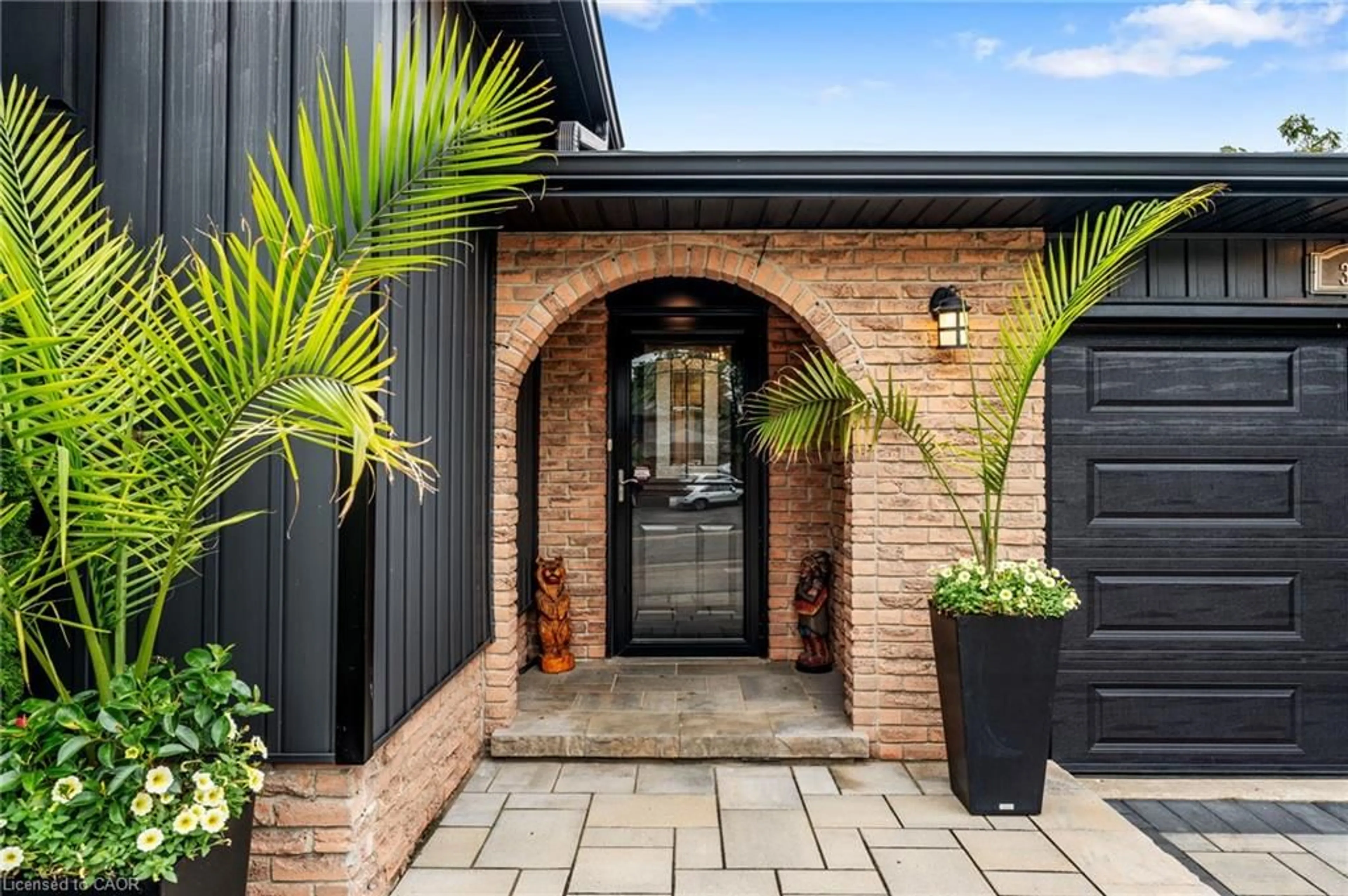 Home with brick exterior material, street for 325 Maccrae Dr, Caledonia Ontario N3W 1K5