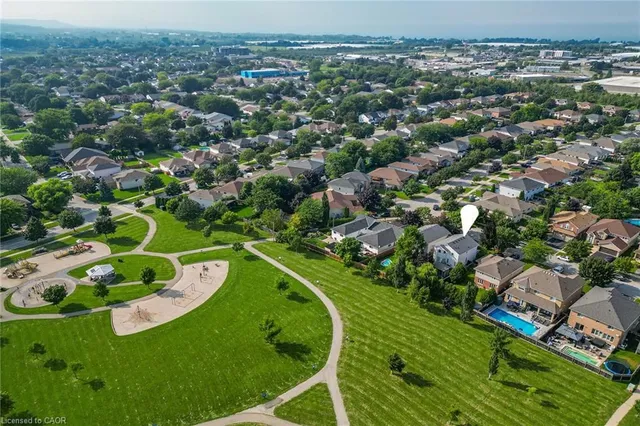 4480 Weltman Way, Beamsville 5