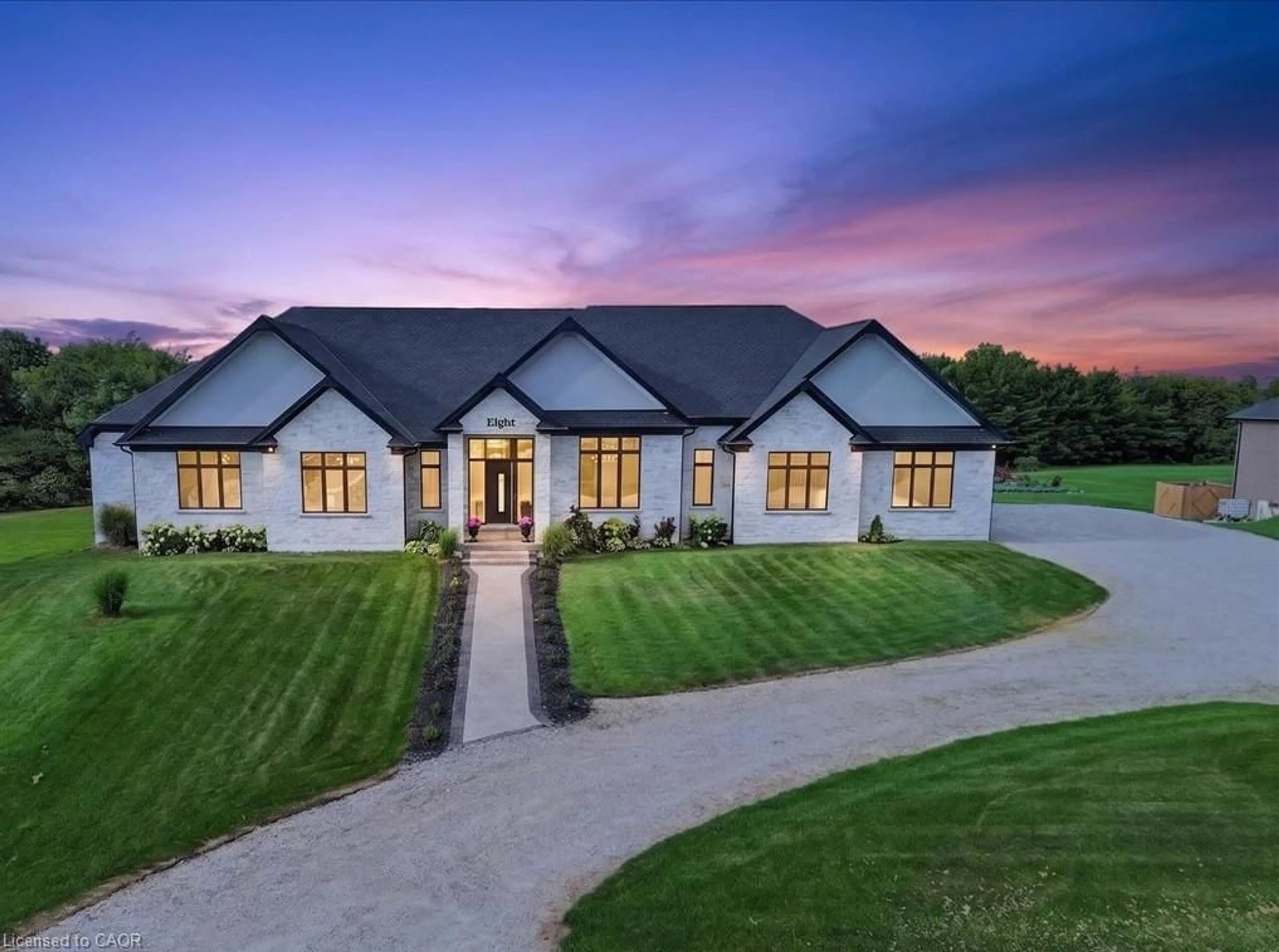 Home with brick exterior material, unknown for 8-670 Bishopsgate Rd, Paris Ontario N3L 3E3