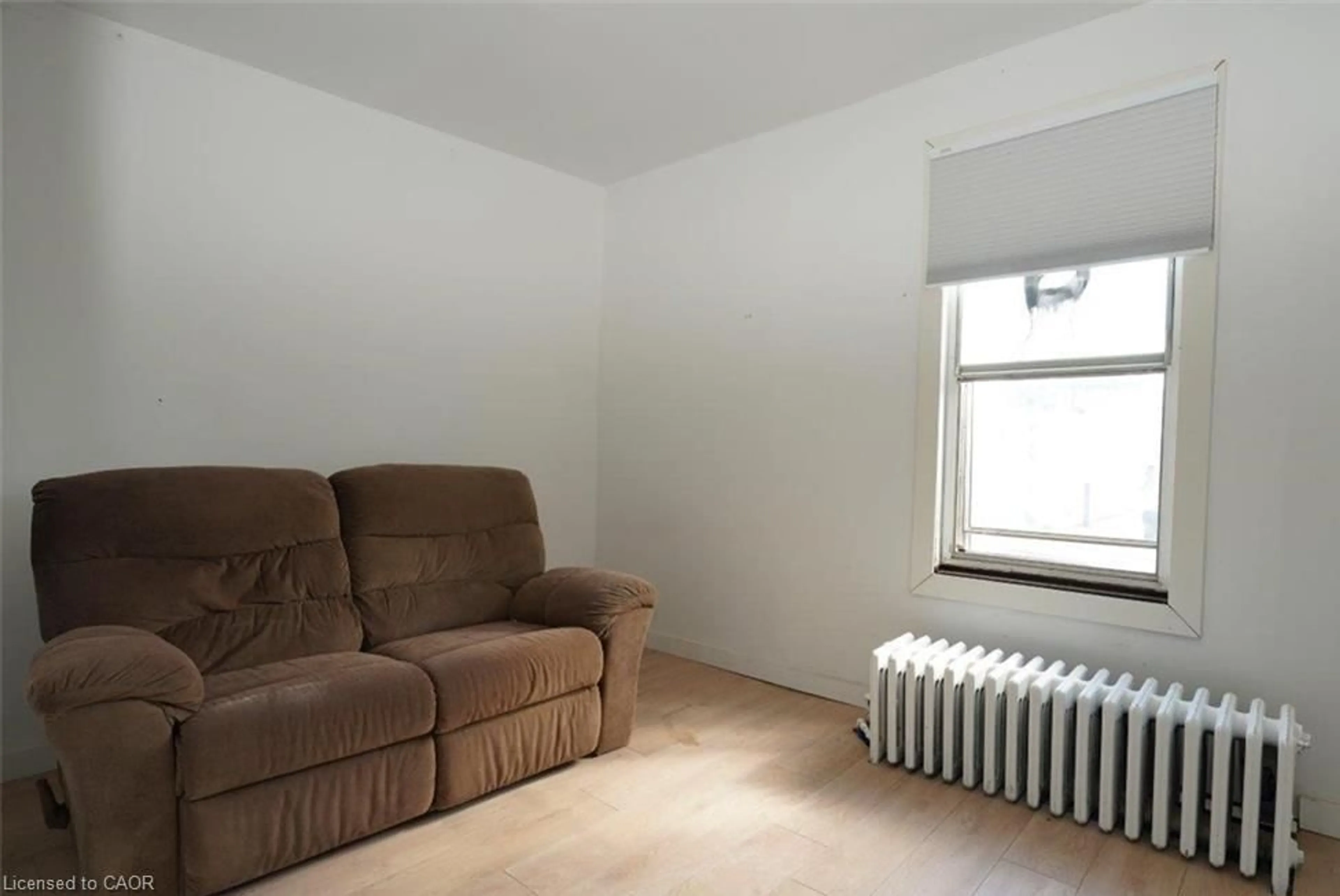 A pic of a room for 13 Albert St, Welland Ontario L3B 4G1
