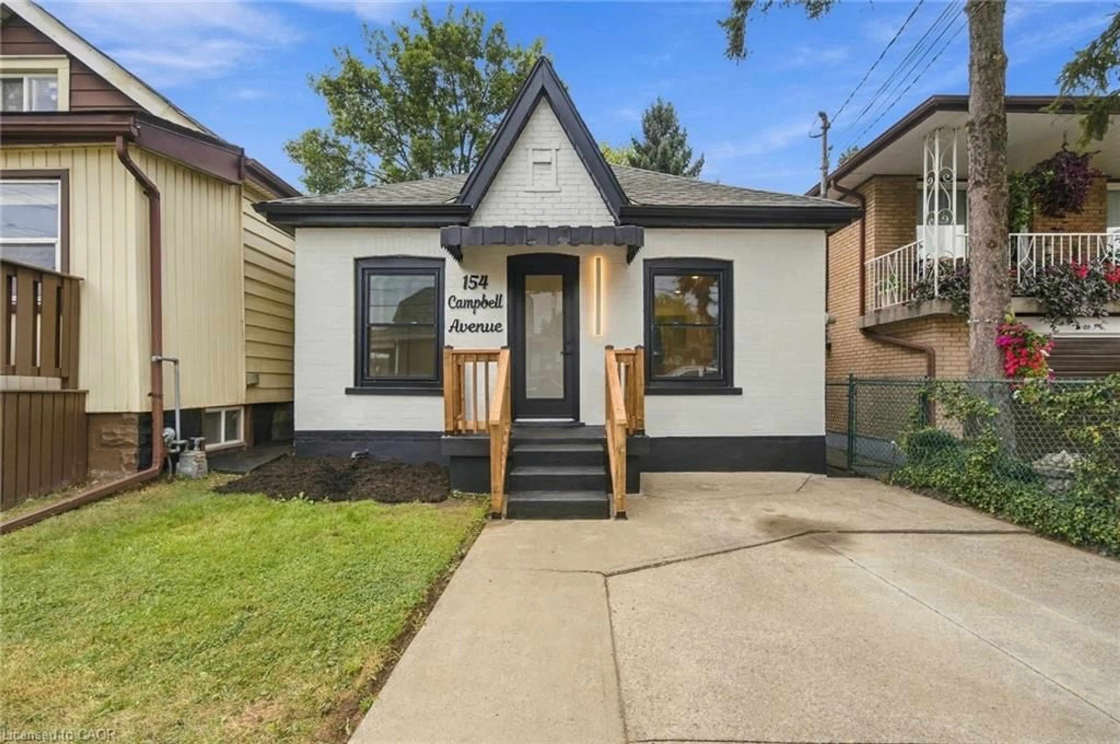 Home with brick exterior material, street for 154 Campbell Ave, Hamilton Ontario L8H 2E9