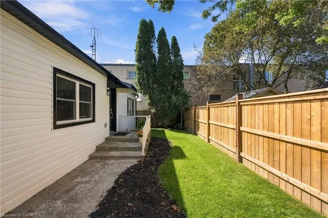 116 Dufferin St, Smithville 3