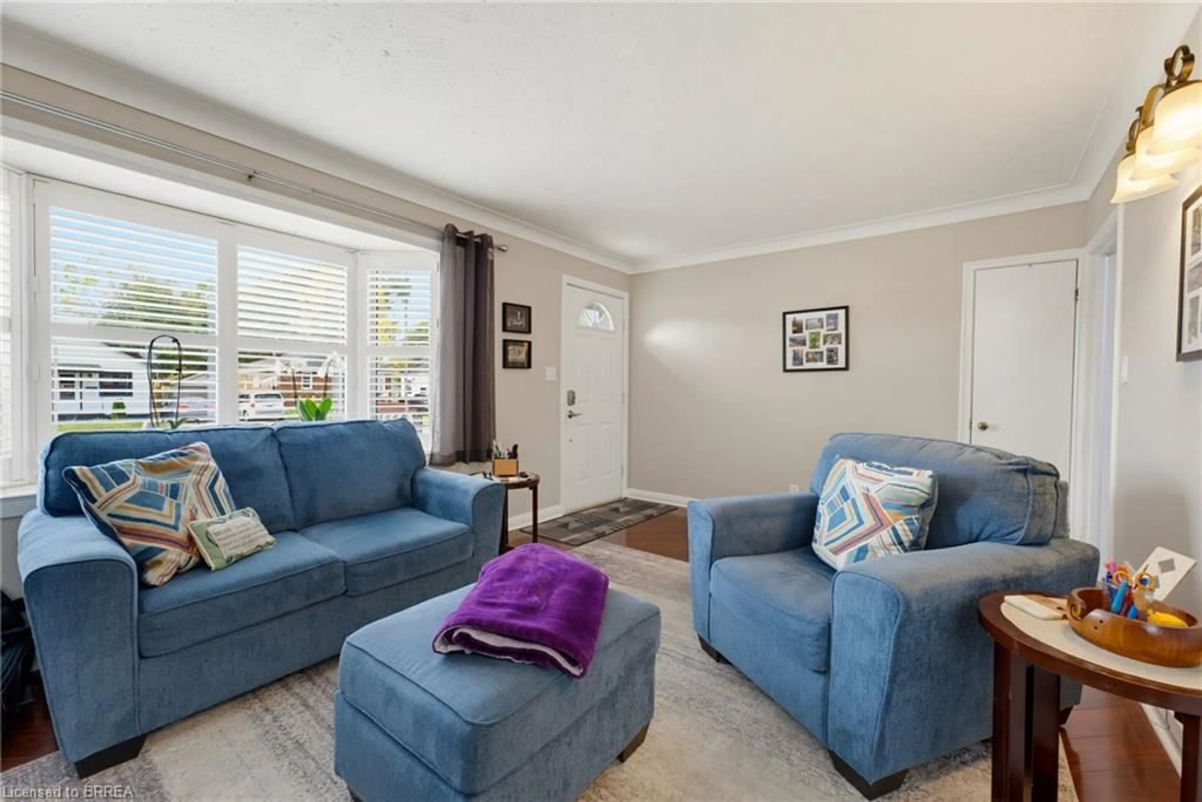Living room with furniture, unknown for 49 Morton Ave, Brantford Ontario N3R 2N6