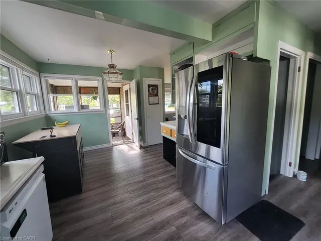 33 Lee Ave, Simcoe 3