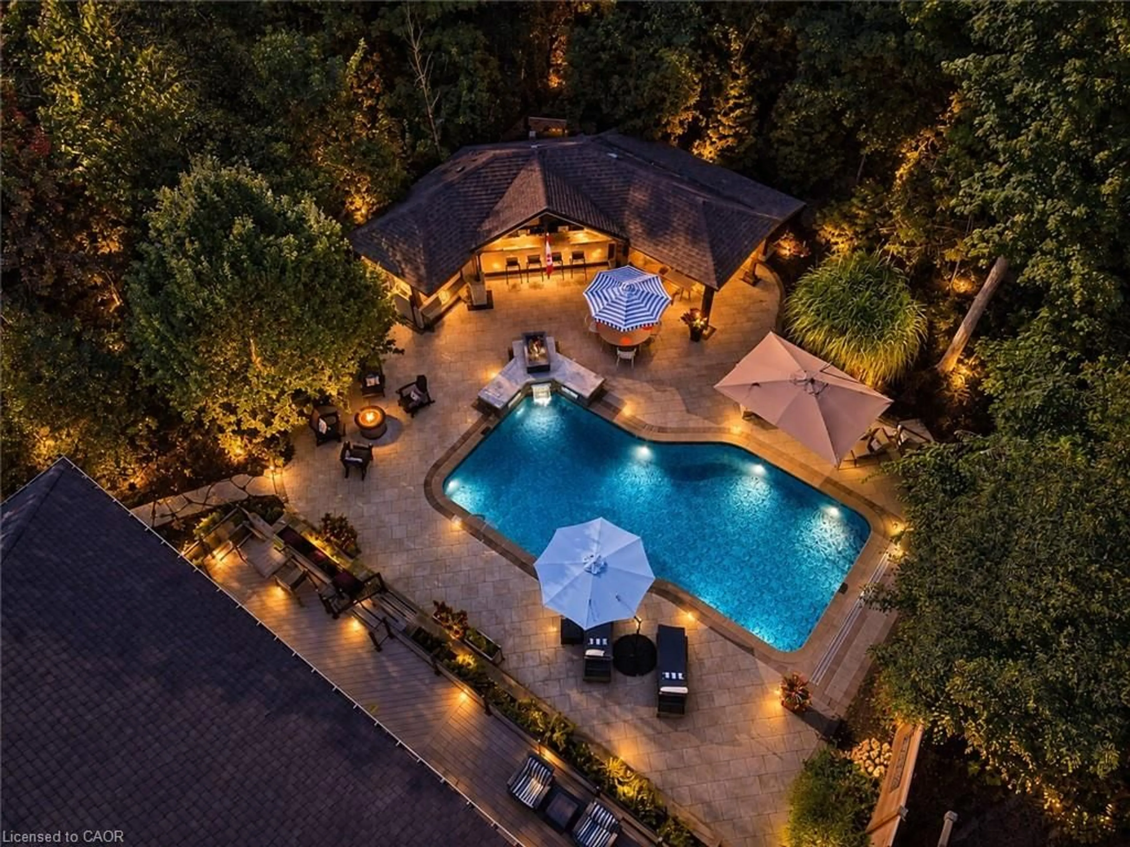 Pool for 504 Pleasant Bay Crt, Waterloo Ontario N2K 4N5