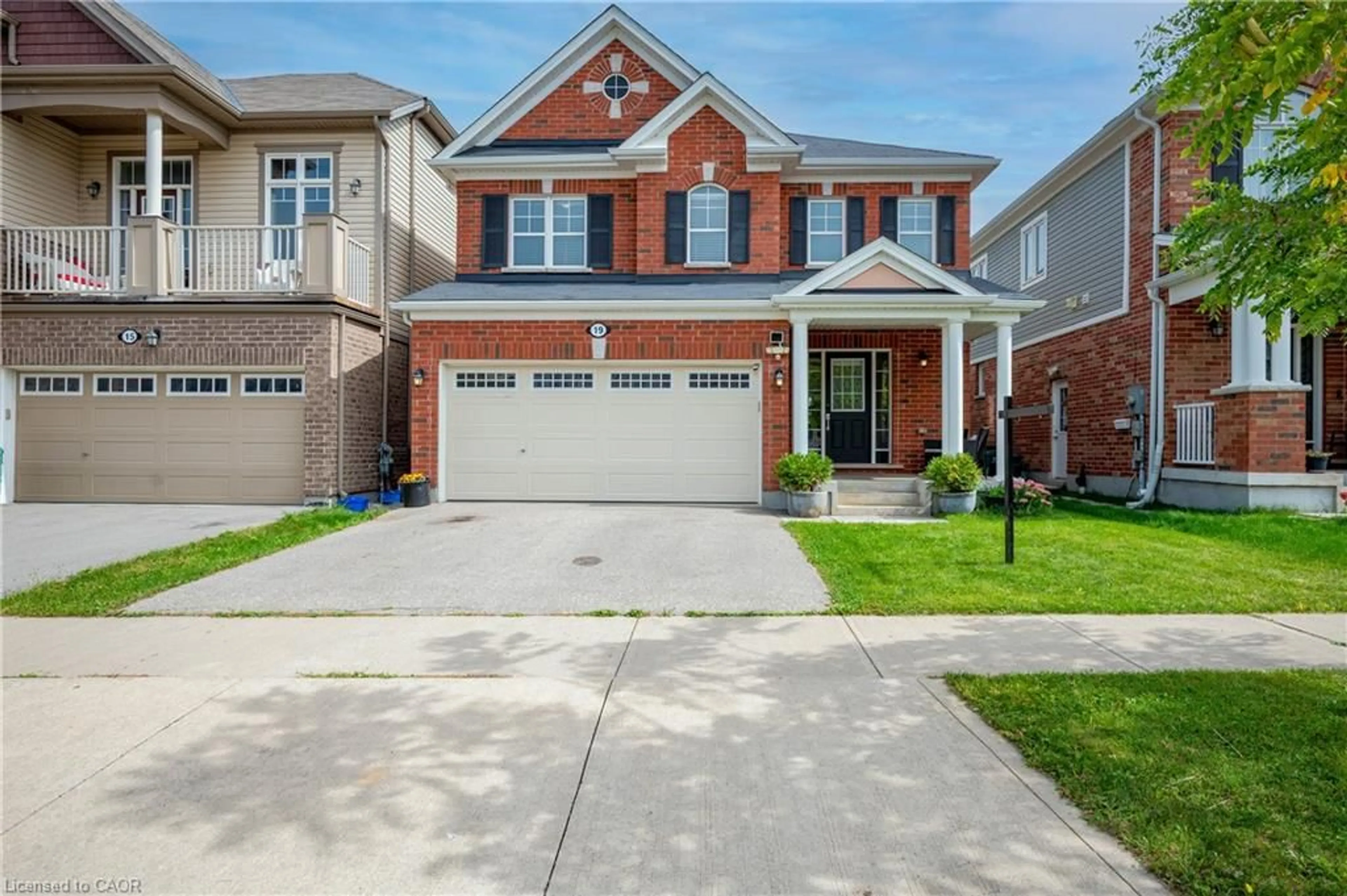 Home with brick exterior material, street for 19 Glenvista Dr, Kitchener Ontario N2R 1P6