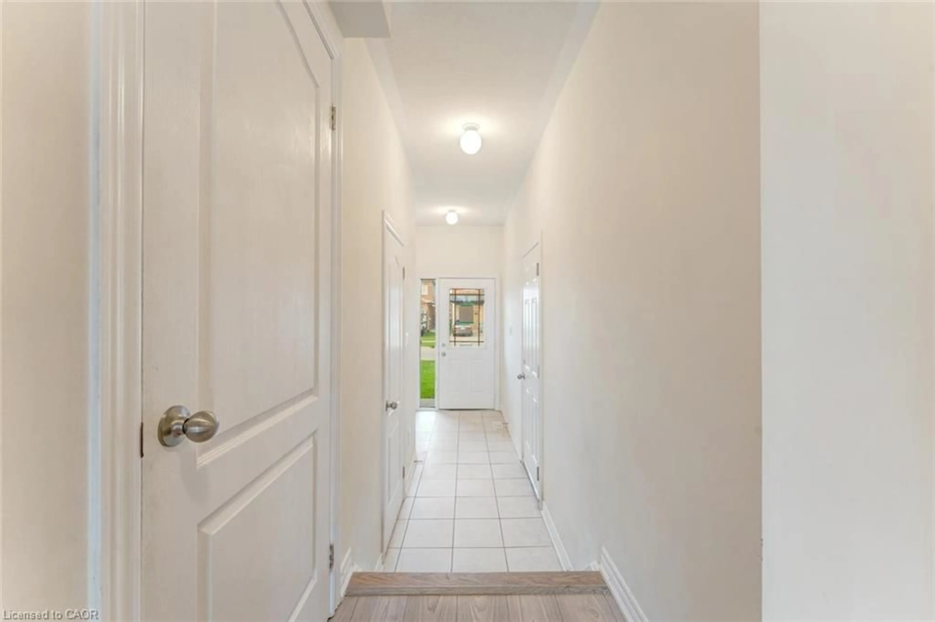 Indoor entryway for 422 Krotz St, Listowel Ontario N4W 0J4