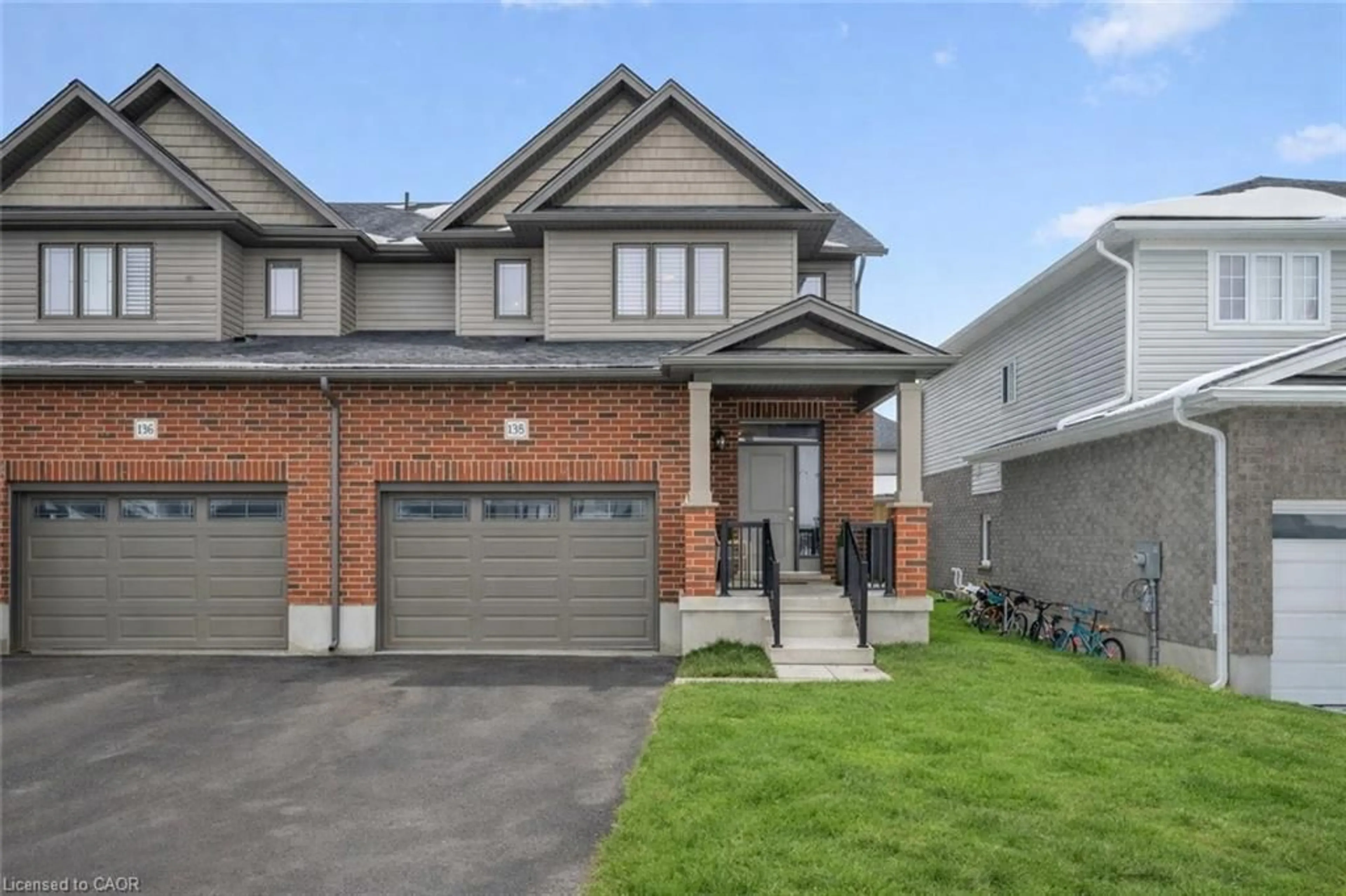 Home with brick exterior material, street for 138 Woodberry Cres, Elmira Ontario N3B 0E5