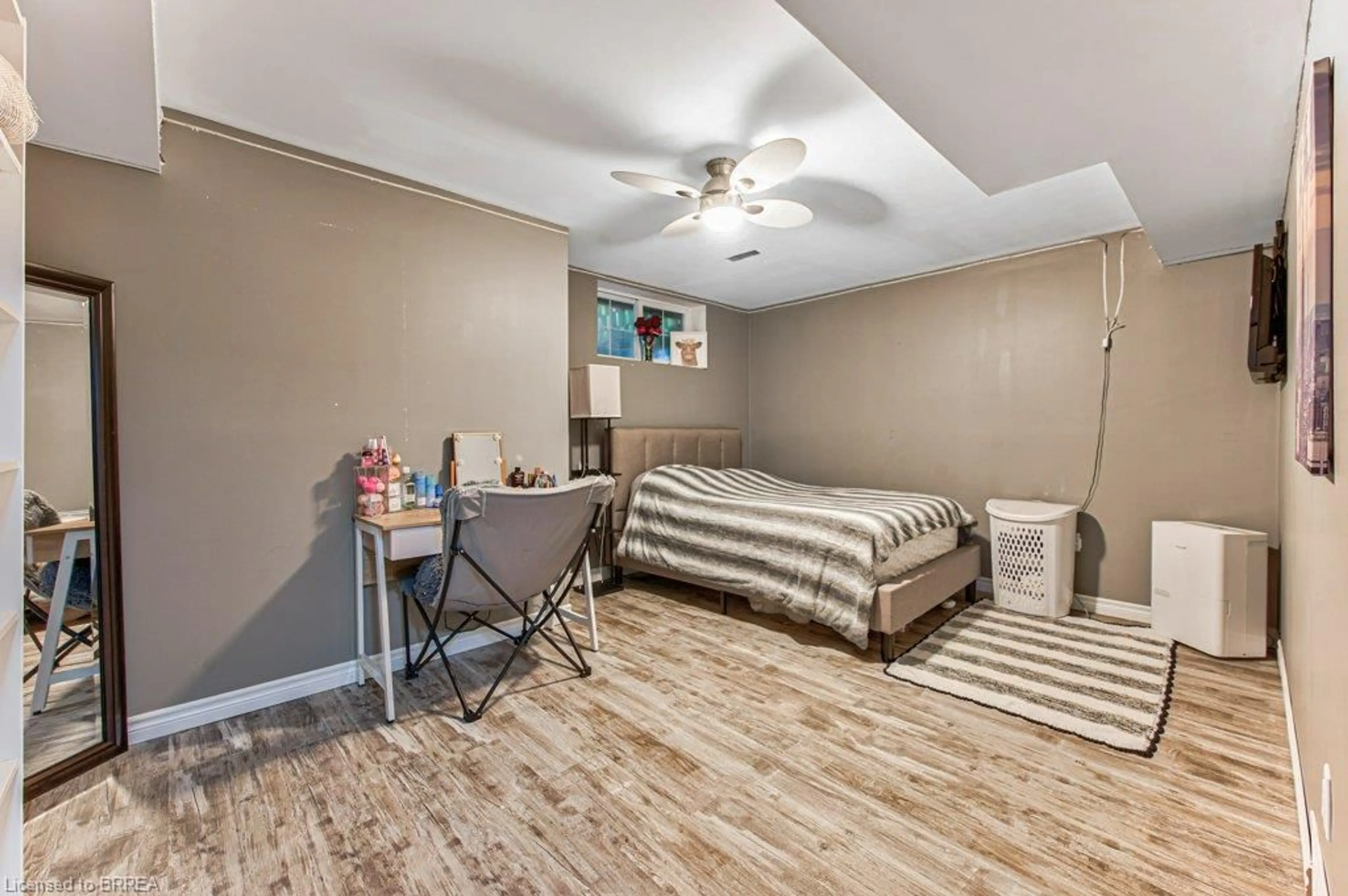 A pic of a room for 423 Poldon Dr, Norwich Ontario N0J 1P0