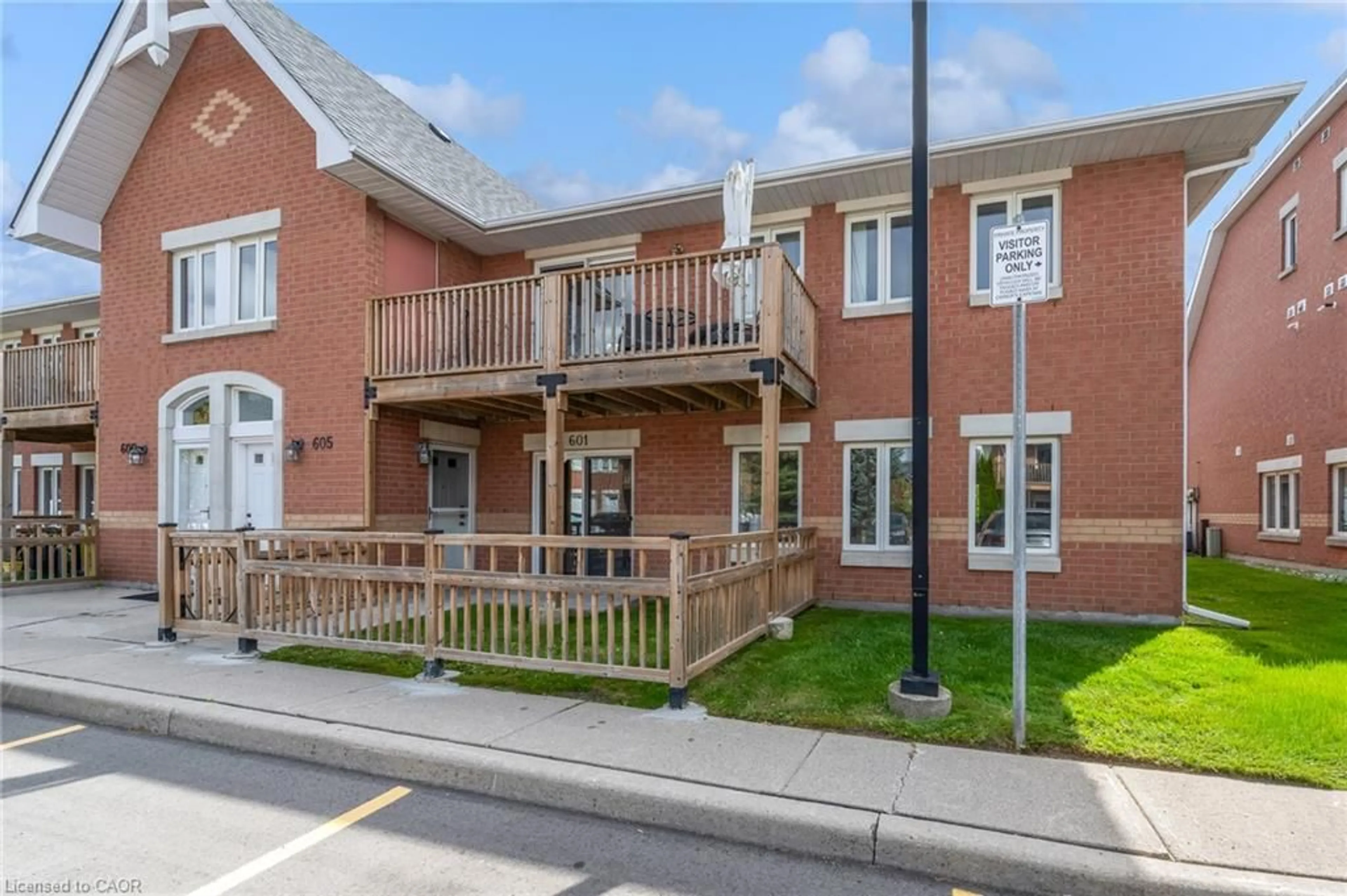 Patio, street for 4140 Foxwood Dr #601, Burlington Ontario L7M 4R4