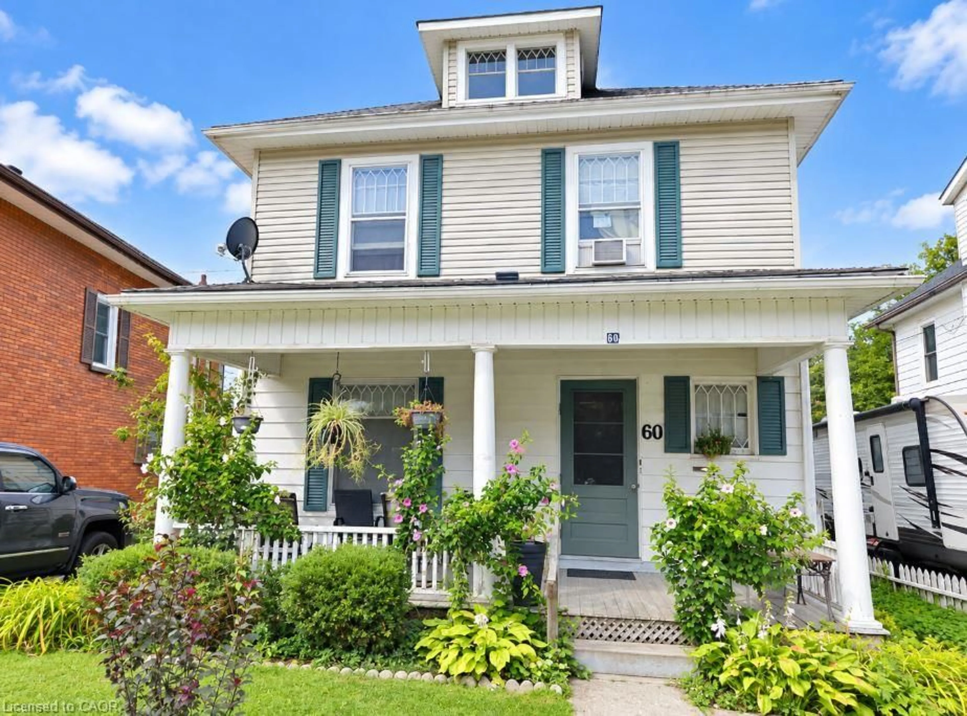 Home with brick exterior material, street for 60 Lynnwood Ave, Simcoe Ontario N3Y 2V6