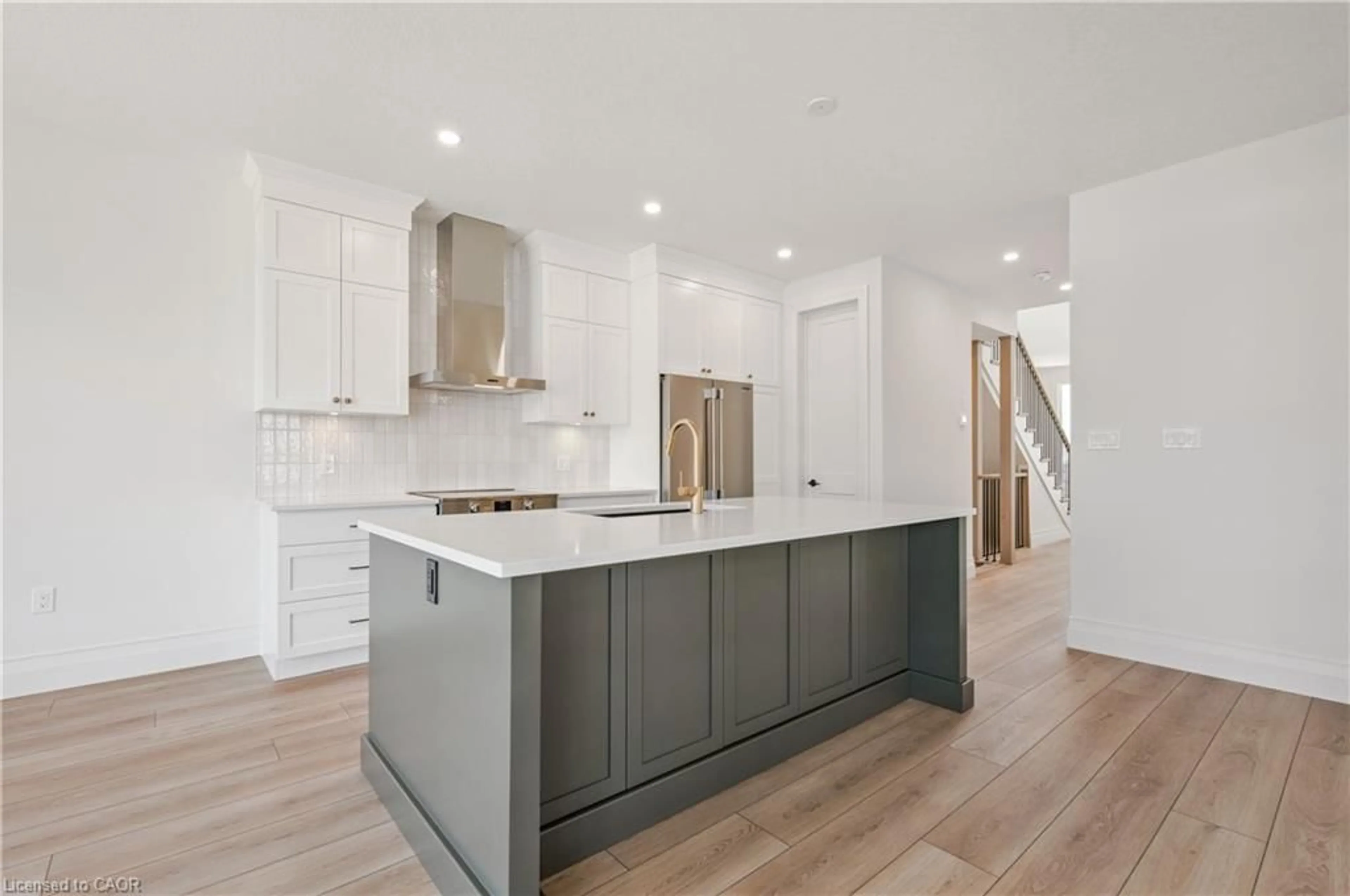 Open concept kitchen, unknown for 35 Davis St, Elora Ontario N0B 1S0