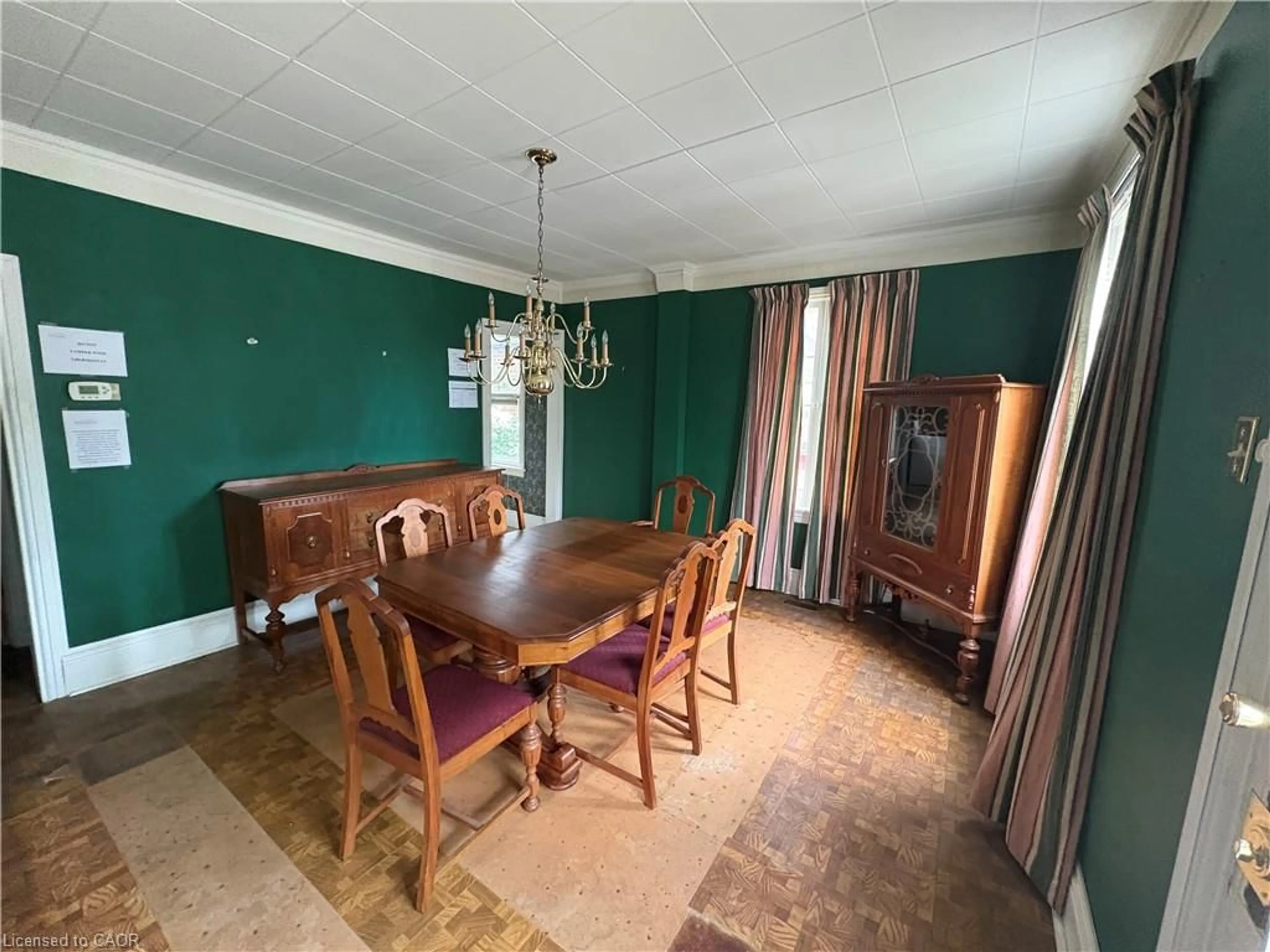 Dining room, unknown for 206 Kenilworth Ave, Hamilton Ontario L8K 2T4