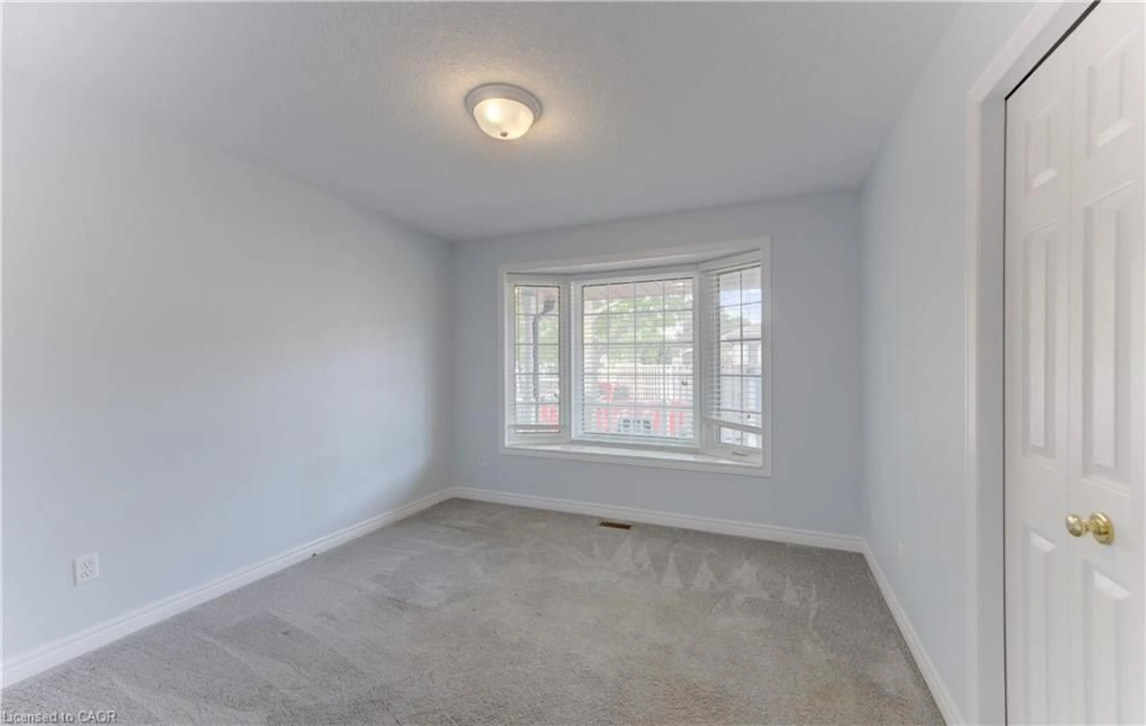 A pic of a room for 25 Bankside Dr #2, Kitchener Ontario N2N 3M6