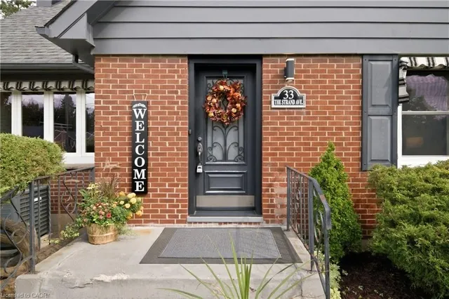 33 The Strand Ave, Brantford 4