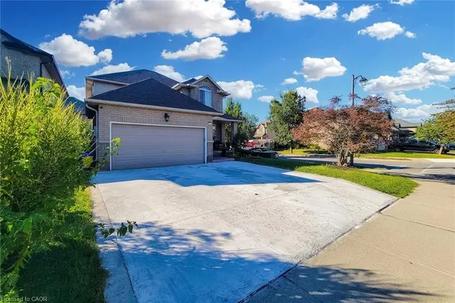 126 Davinci Blvd, Hamilton 3