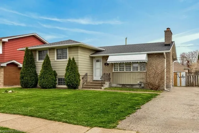 20 St Charles Dr, Thorold 2