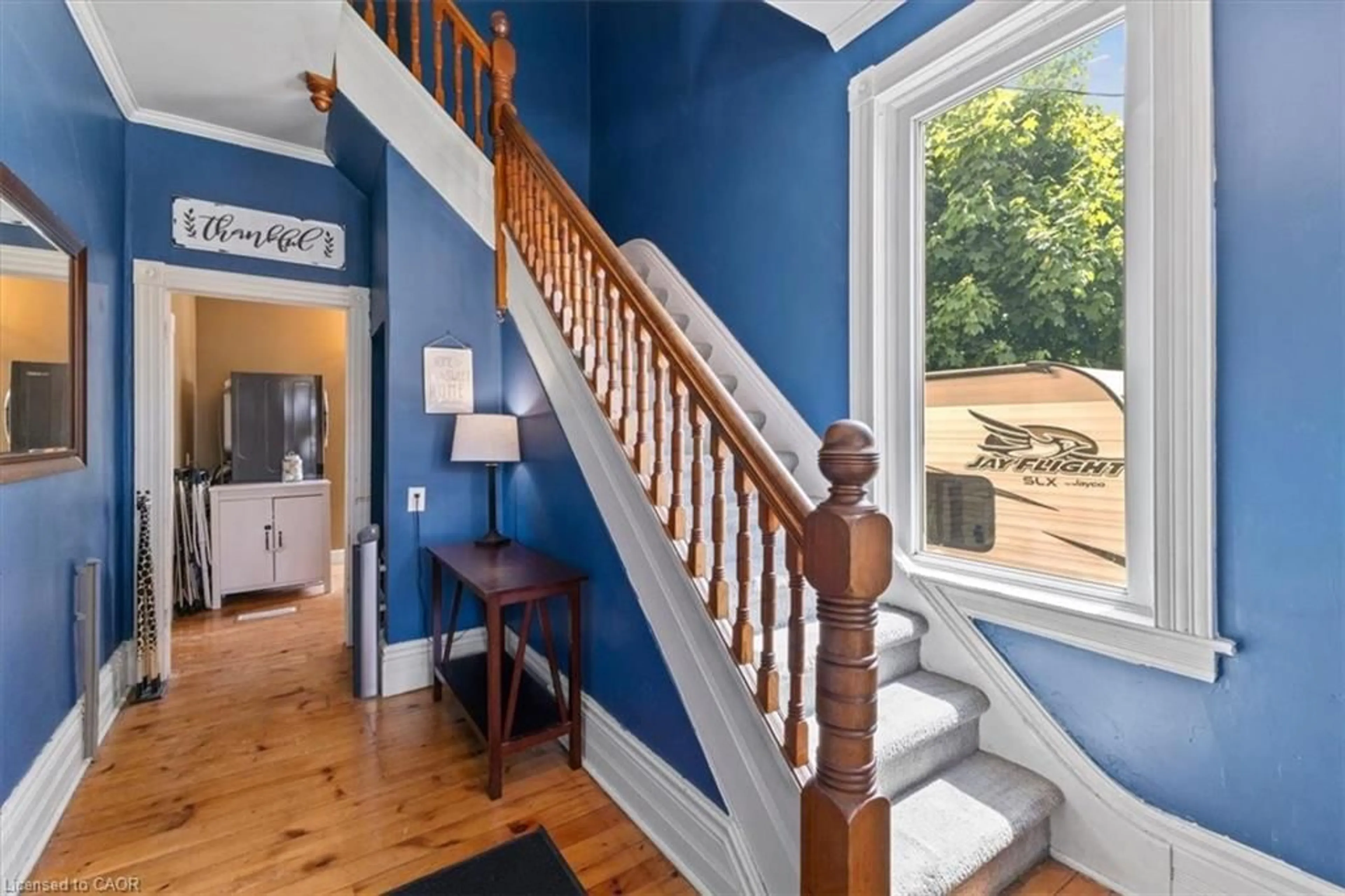 Indoor entryway for 95 John St, Harriston Ontario N0G 1Z0