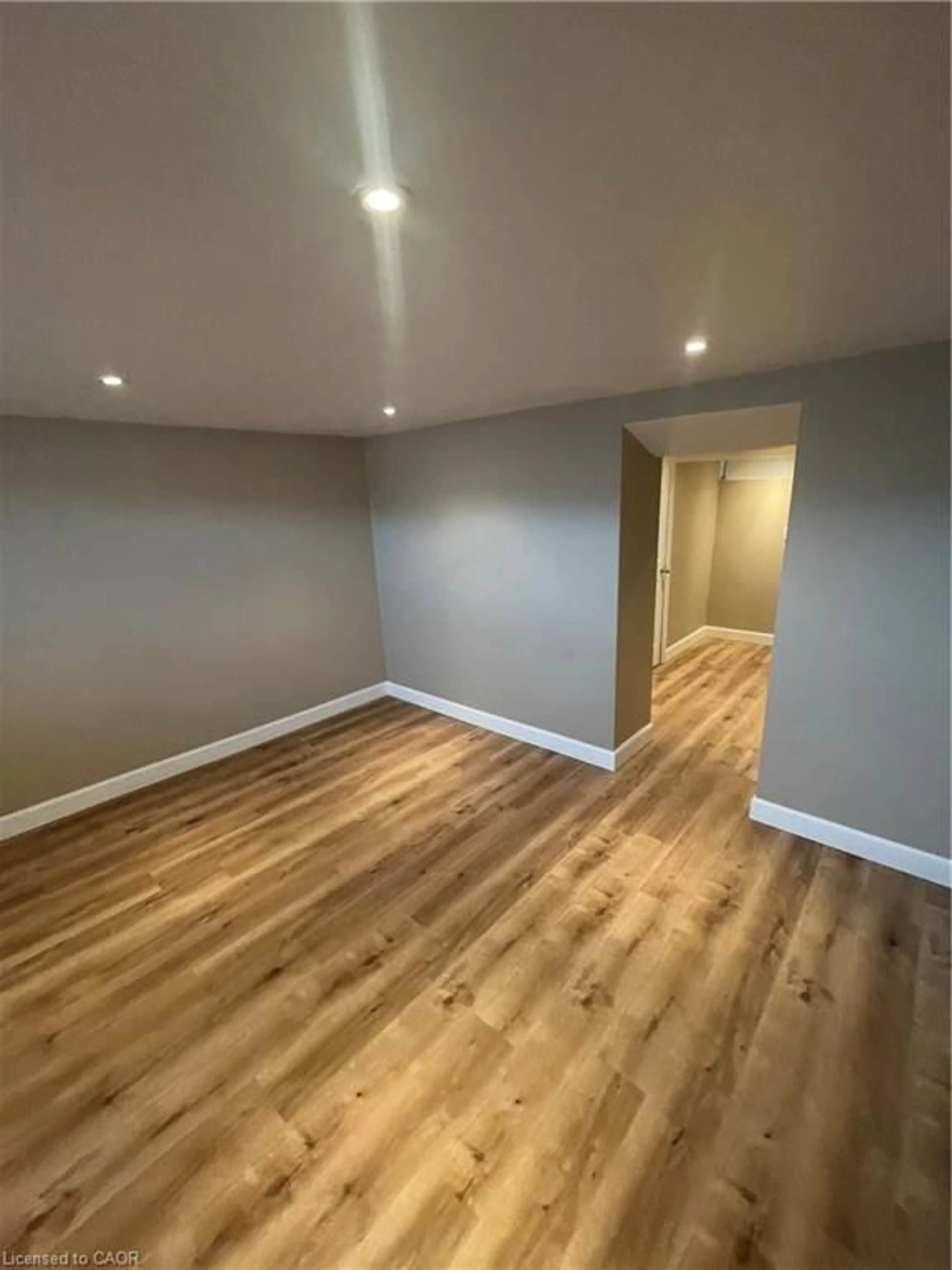 A pic of a room for 124 Avalon Pl, Kitchener Ontario N2M 4N7