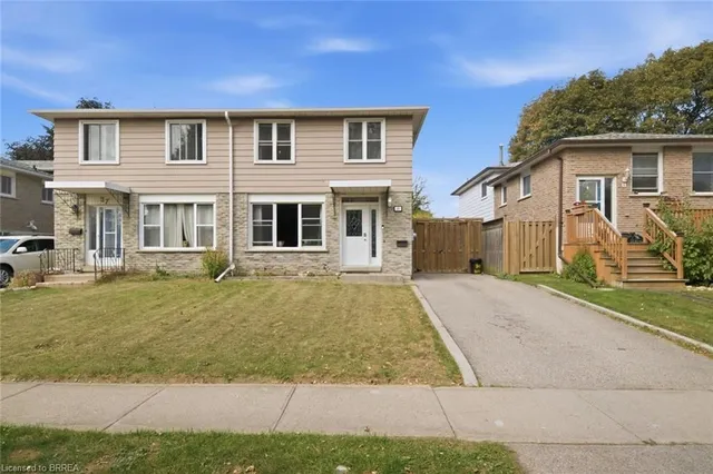 39 Magnolia Dr, Paris 2
