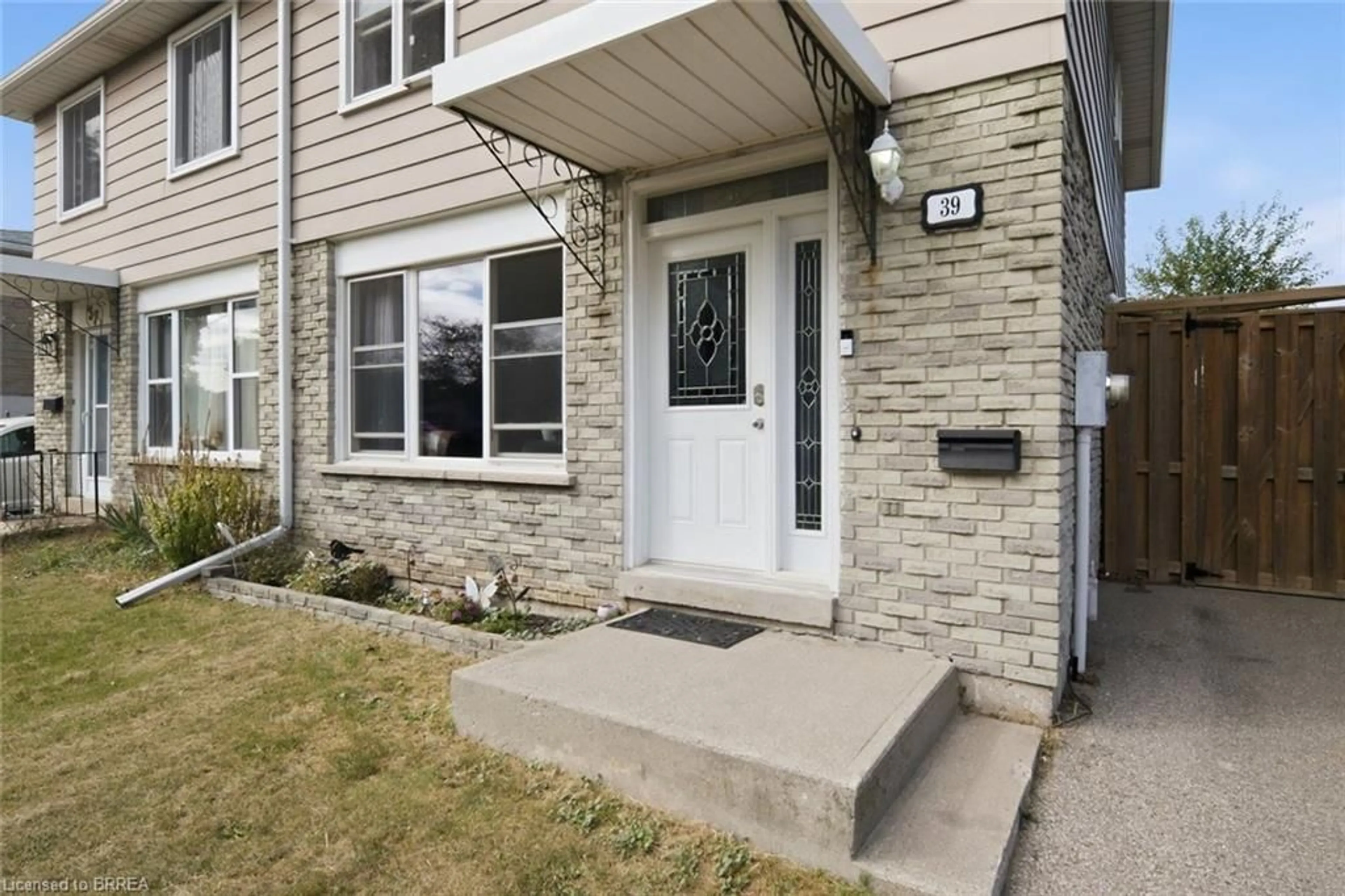 Unknown for 39 Magnolia Dr, Paris Ontario N3L 3M9