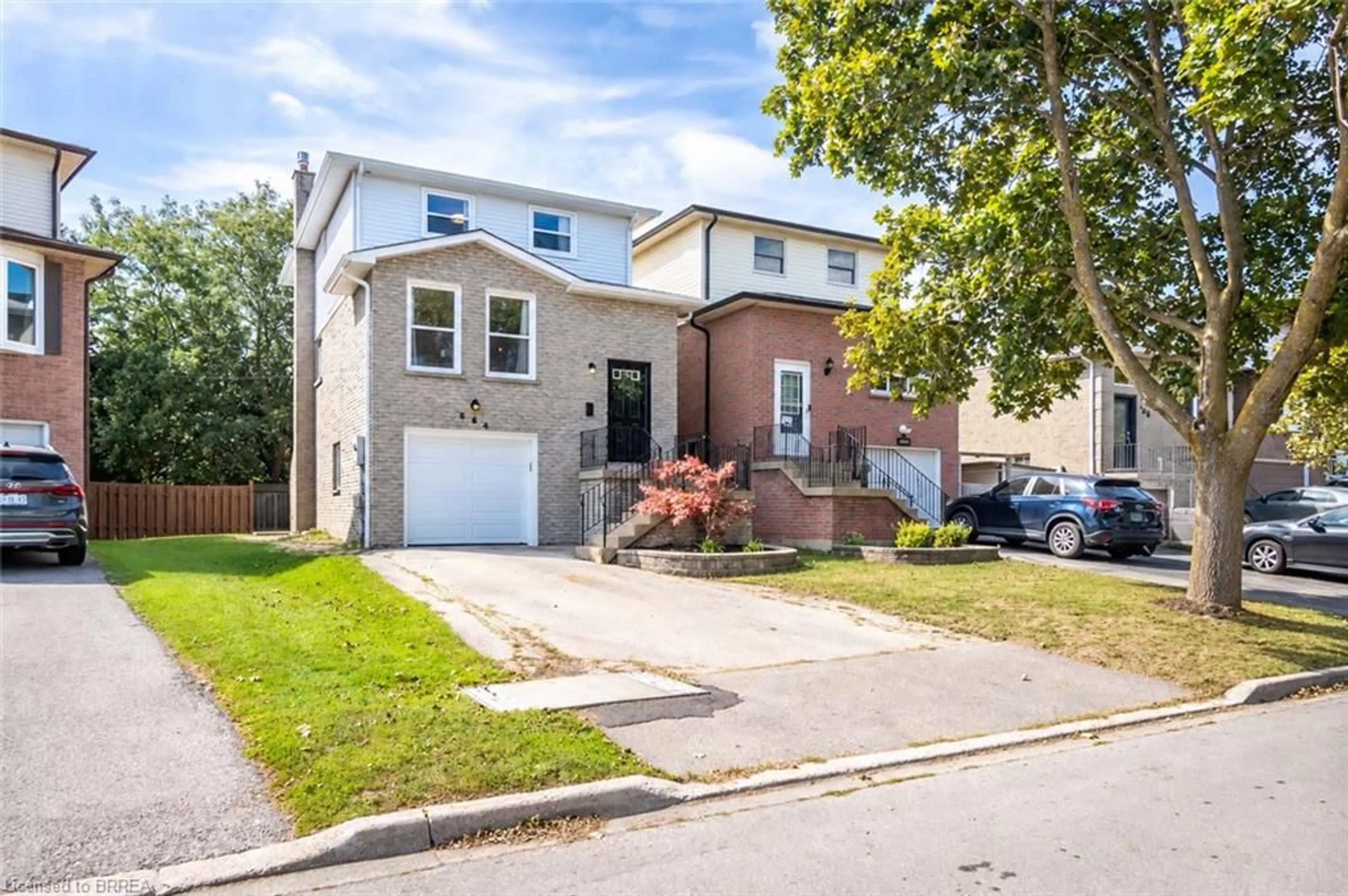 Home with brick exterior material, street for 584 Hayward Cres, Milton Ontario L9T 4W7