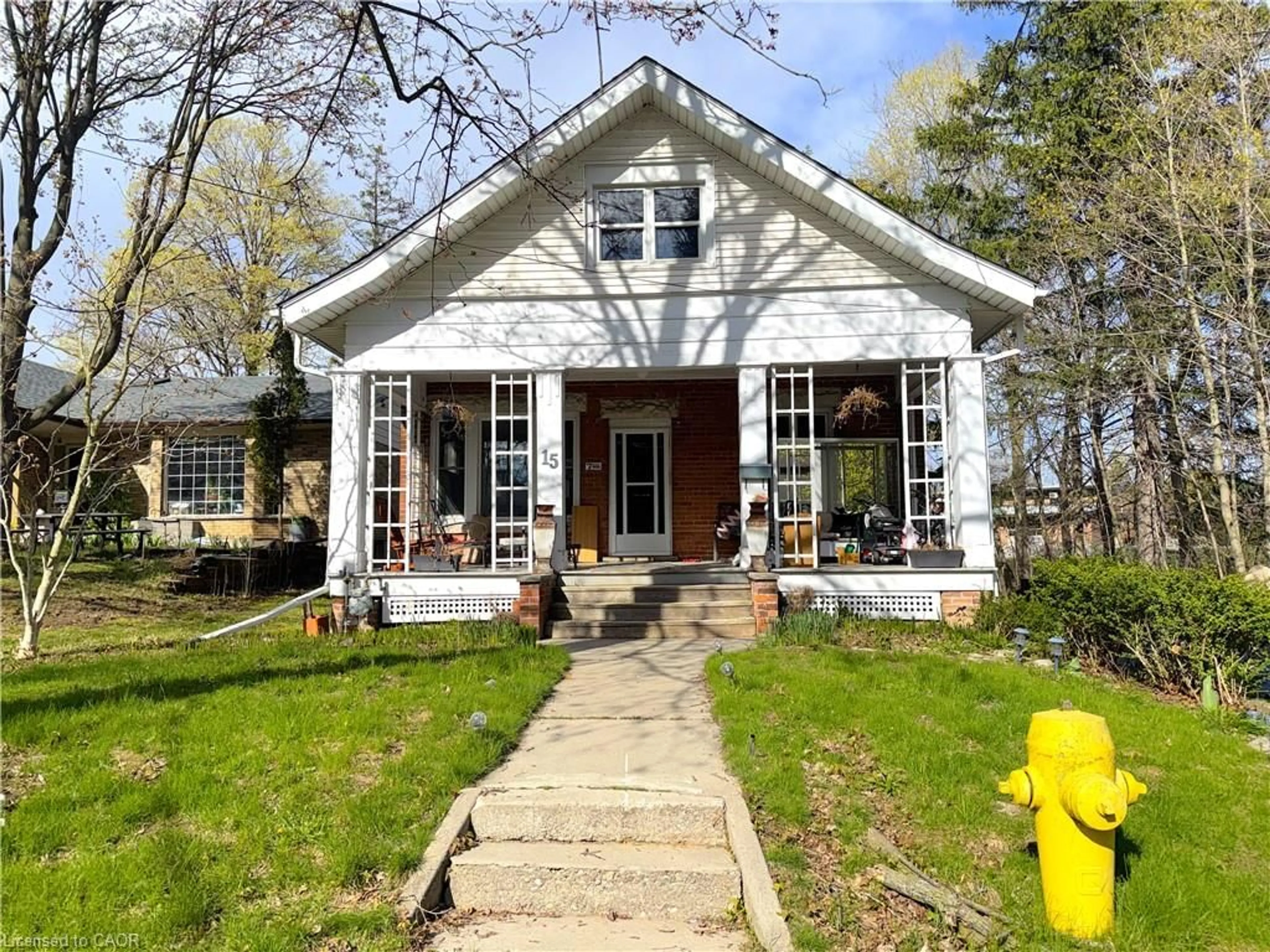 Home with brick exterior material, street for 15 Humberstone Ave, Brantford Ontario N3S 7A4