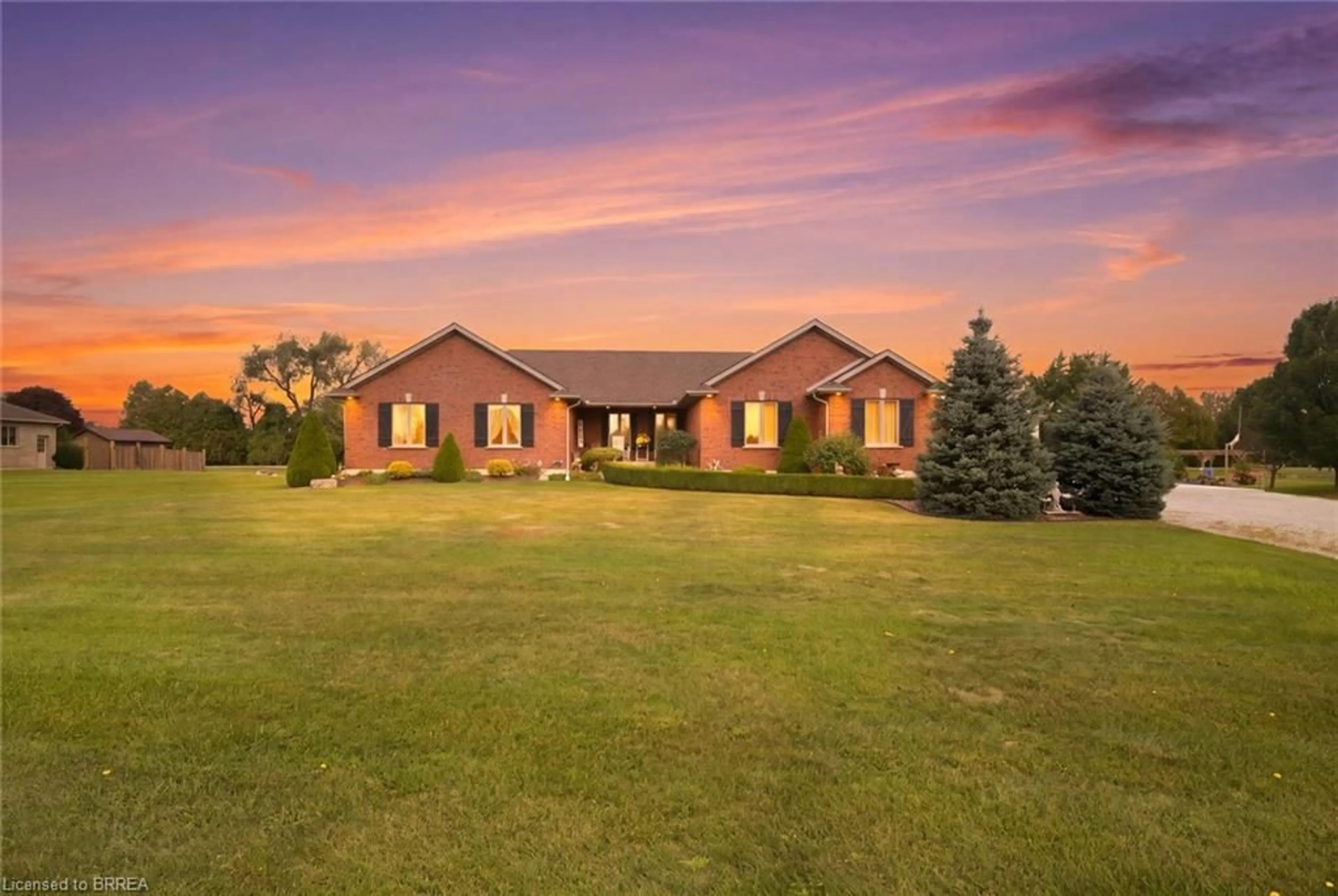 A pic from outside/outdoor area/front of a property/back of a property/a pic from drone, building for 172 Highway 53, Cathcart Ontario N0E 1B0